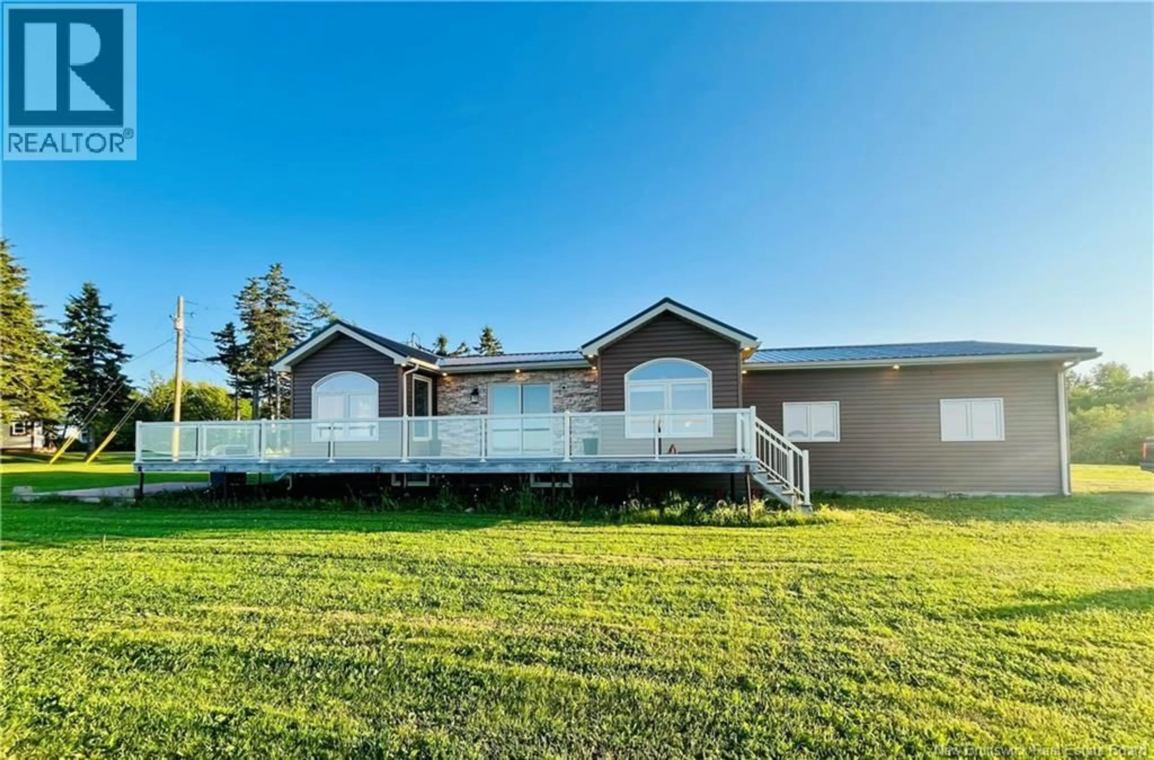 A pic from outside/outdoor area/front of a property/back of a property/a pic from drone, water/lake/river/ocean view for 3326 ROUTE 535, Cocagne New Brunswick E4R3K4