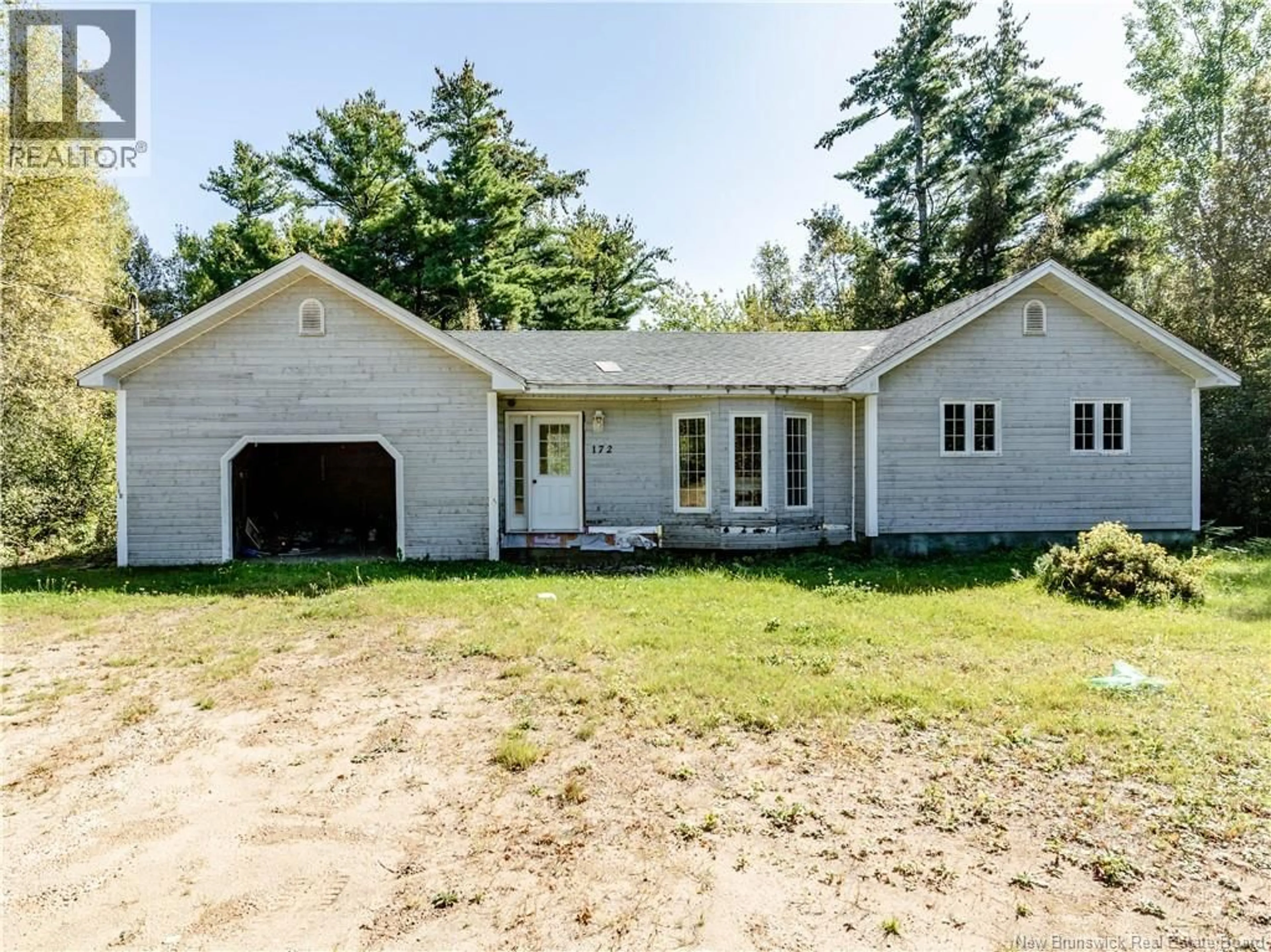 A pic from outside/outdoor area/front of a property/back of a property/a pic from drone, street for 172 RENAUD, Sainte-Anne-De-Kent New Brunswick E4S4V8