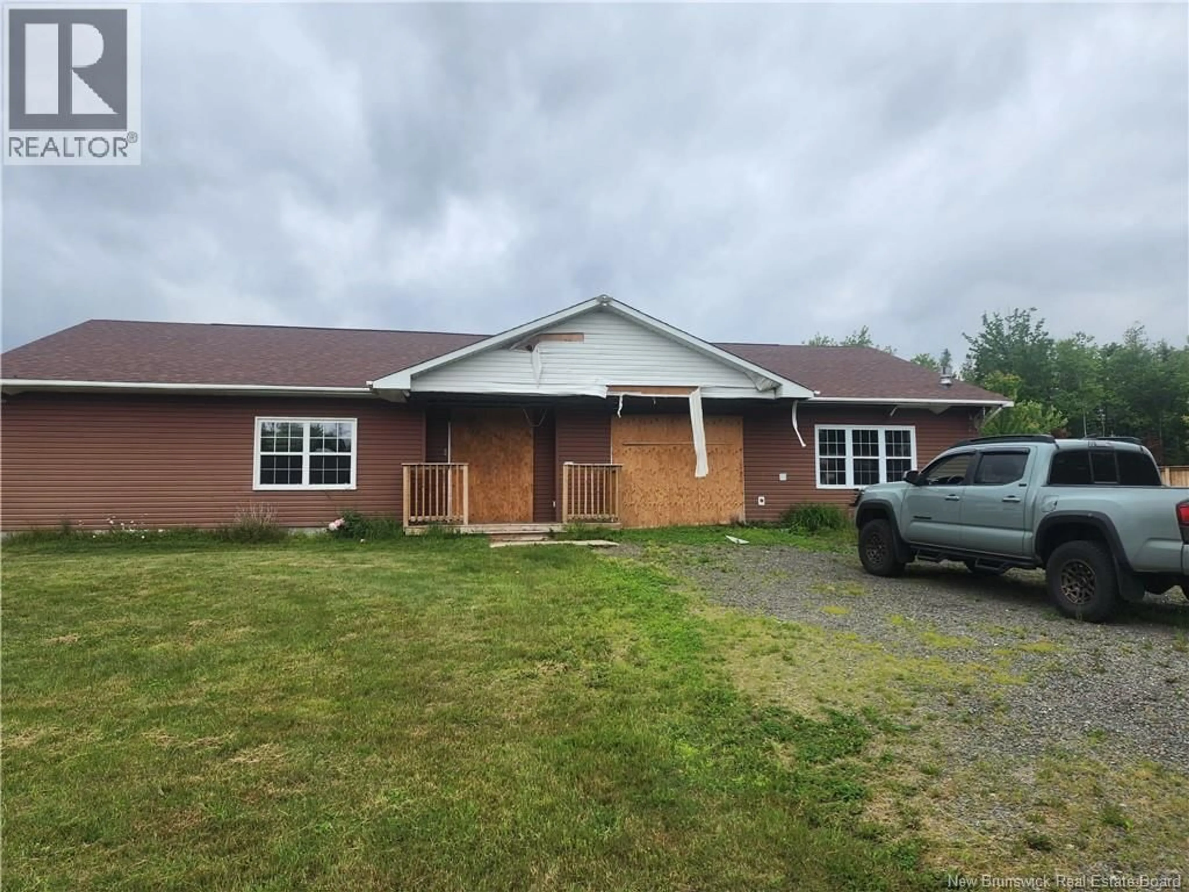 Unknown for 15 CEDAR CIRCLE ROAD, Douglas New Brunswick E2G8B9