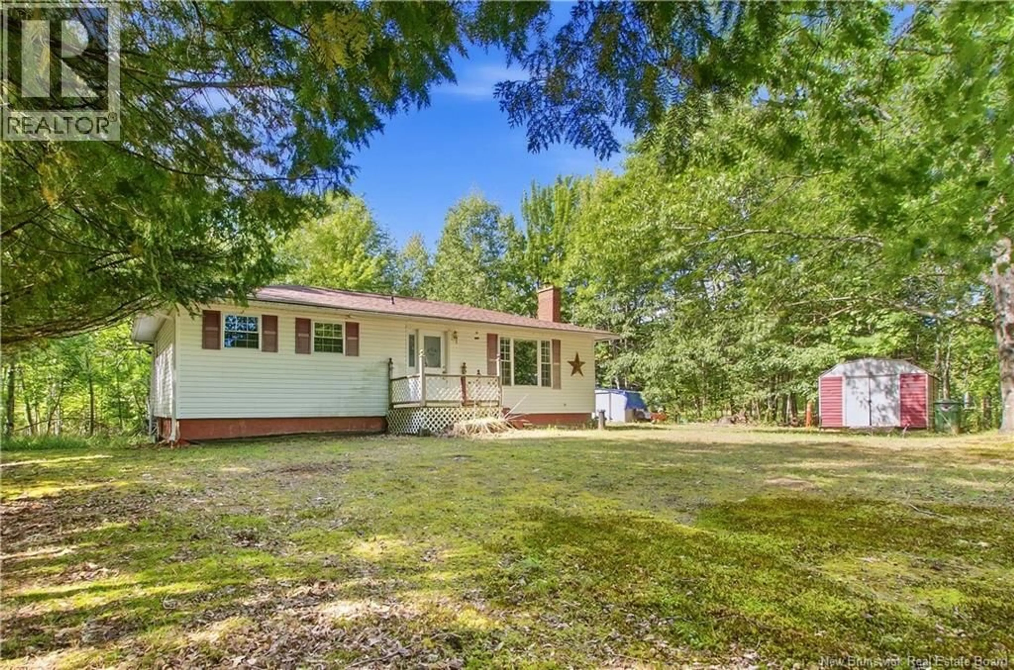 A pic from outside/outdoor area/front of a property/back of a property/a pic from drone, unknown for 199 CLAUDIE ROAD, Fredericton New Brunswick E3G7T6