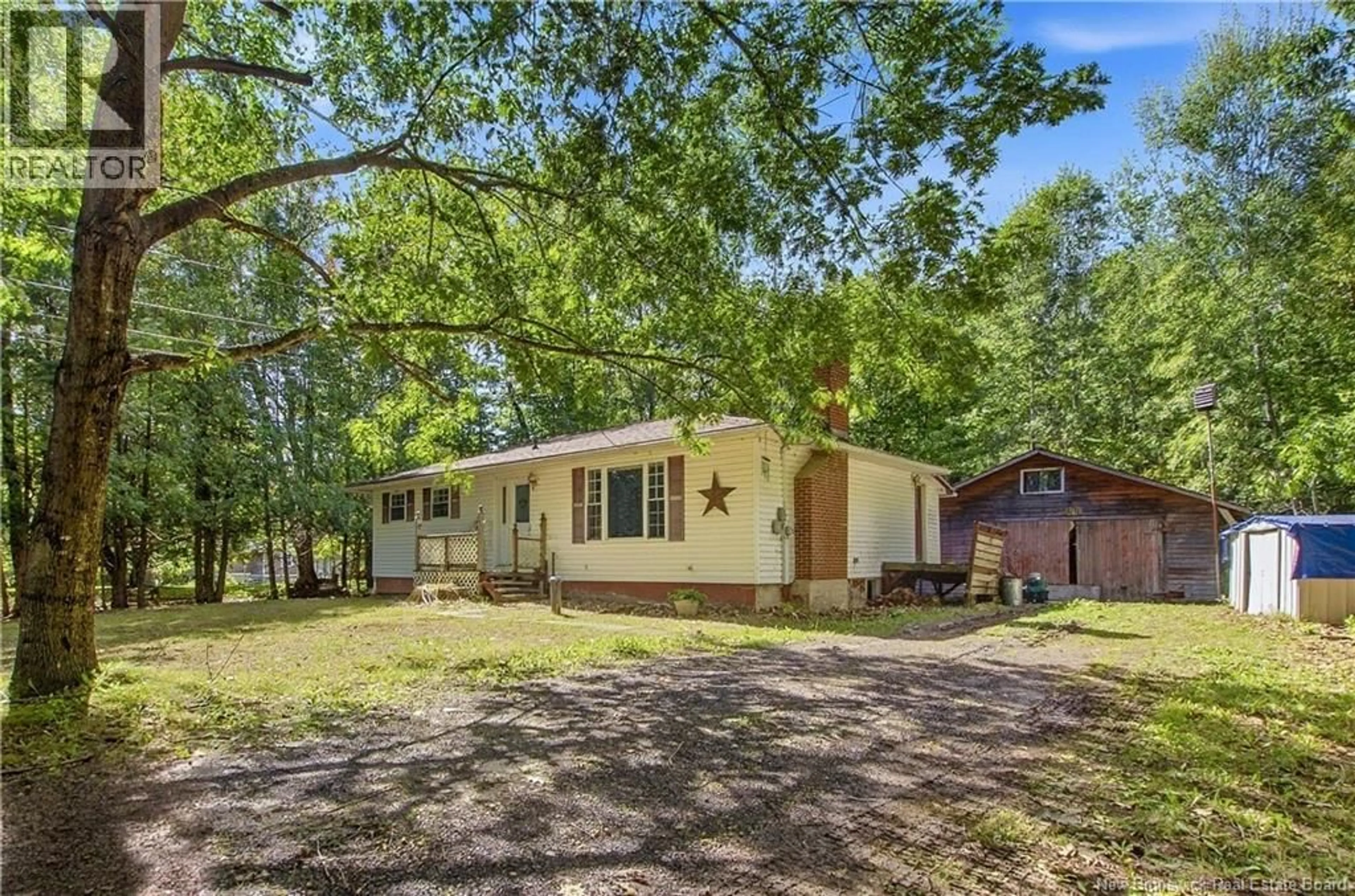 A pic from outside/outdoor area/front of a property/back of a property/a pic from drone, street for 199 CLAUDIE ROAD, Fredericton New Brunswick E3G7T6