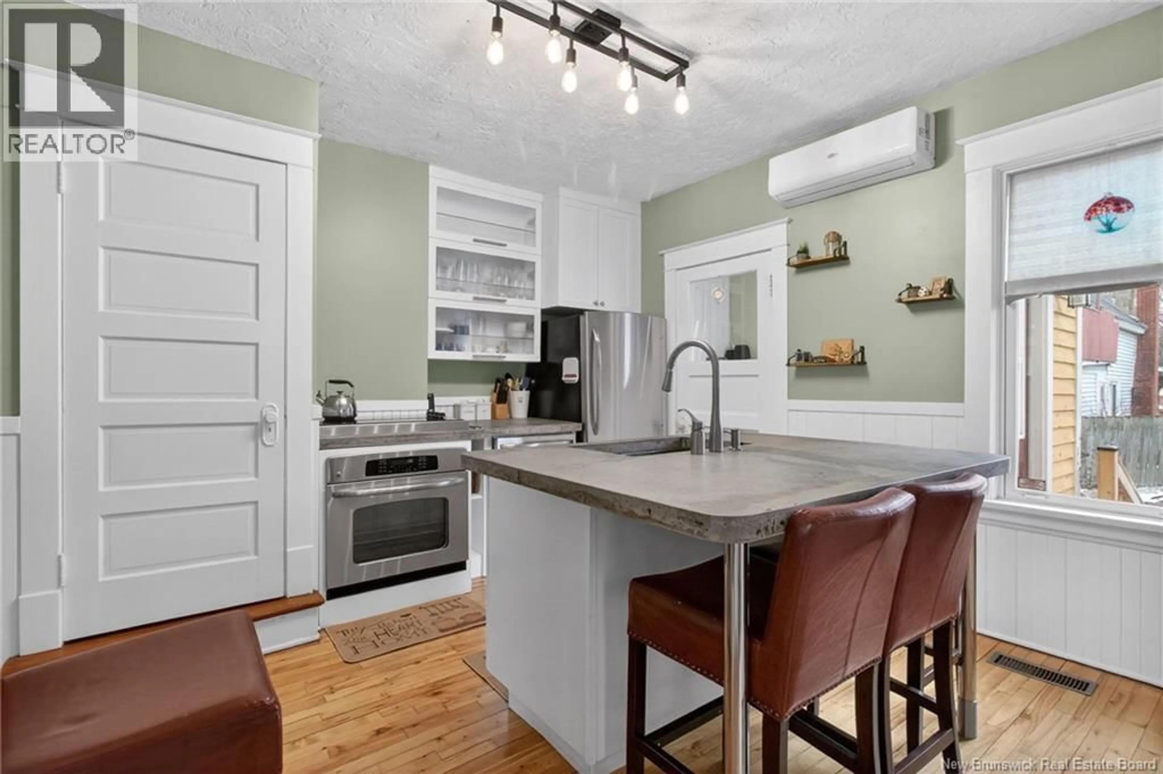 Open concept kitchen, unknown for 425 LUTZ STREET, Moncton New Brunswick E1C5H2