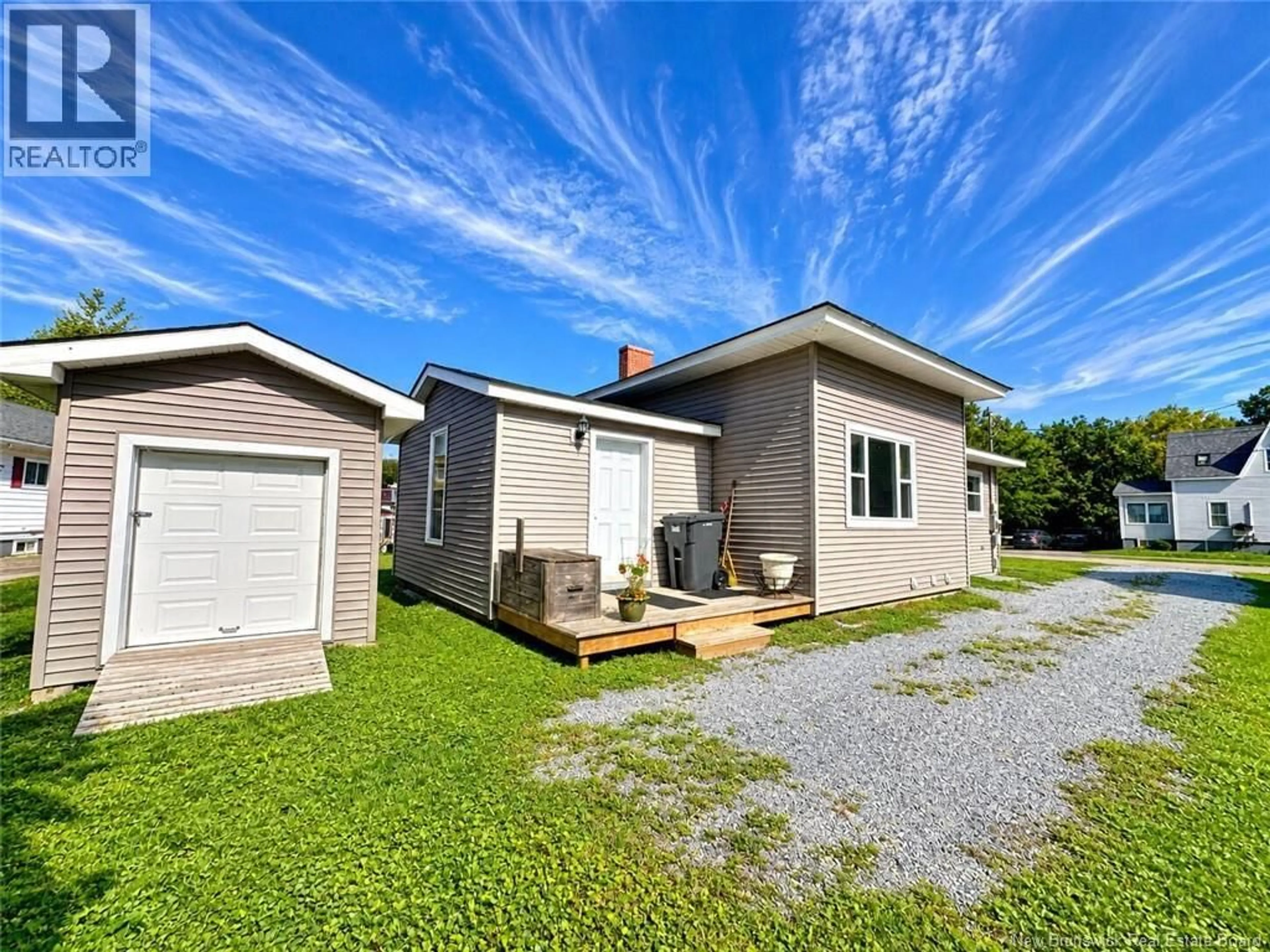 Home with vinyl exterior material, street for 92 ALBERT STREET, Sussex New Brunswick E4E1K5
