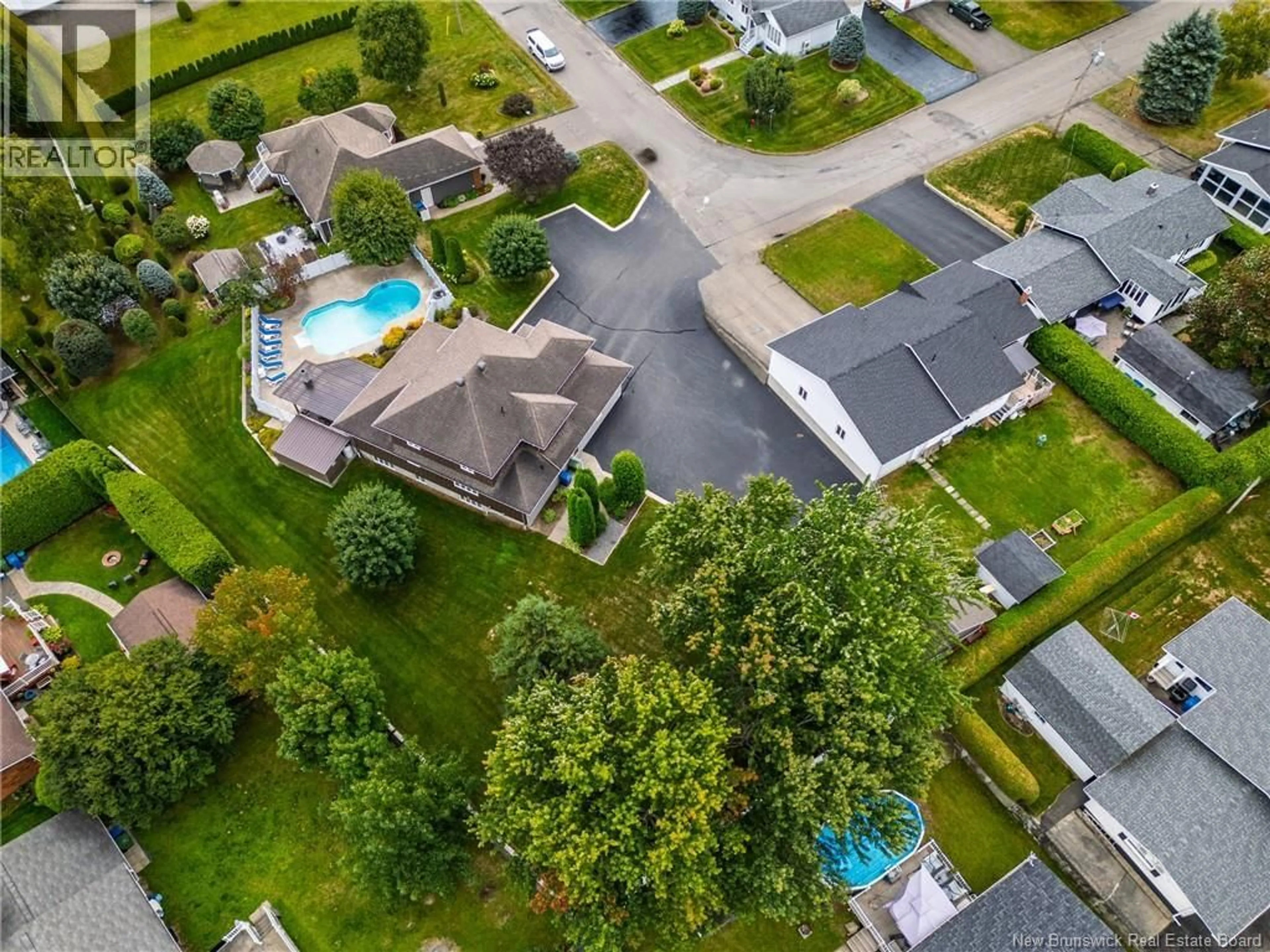 A pic from outside/outdoor area/front of a property/back of a property/a pic from drone, street for 52 LEVESQUE STREET, Grand-Sault/Grand Falls New Brunswick E3Z1A3