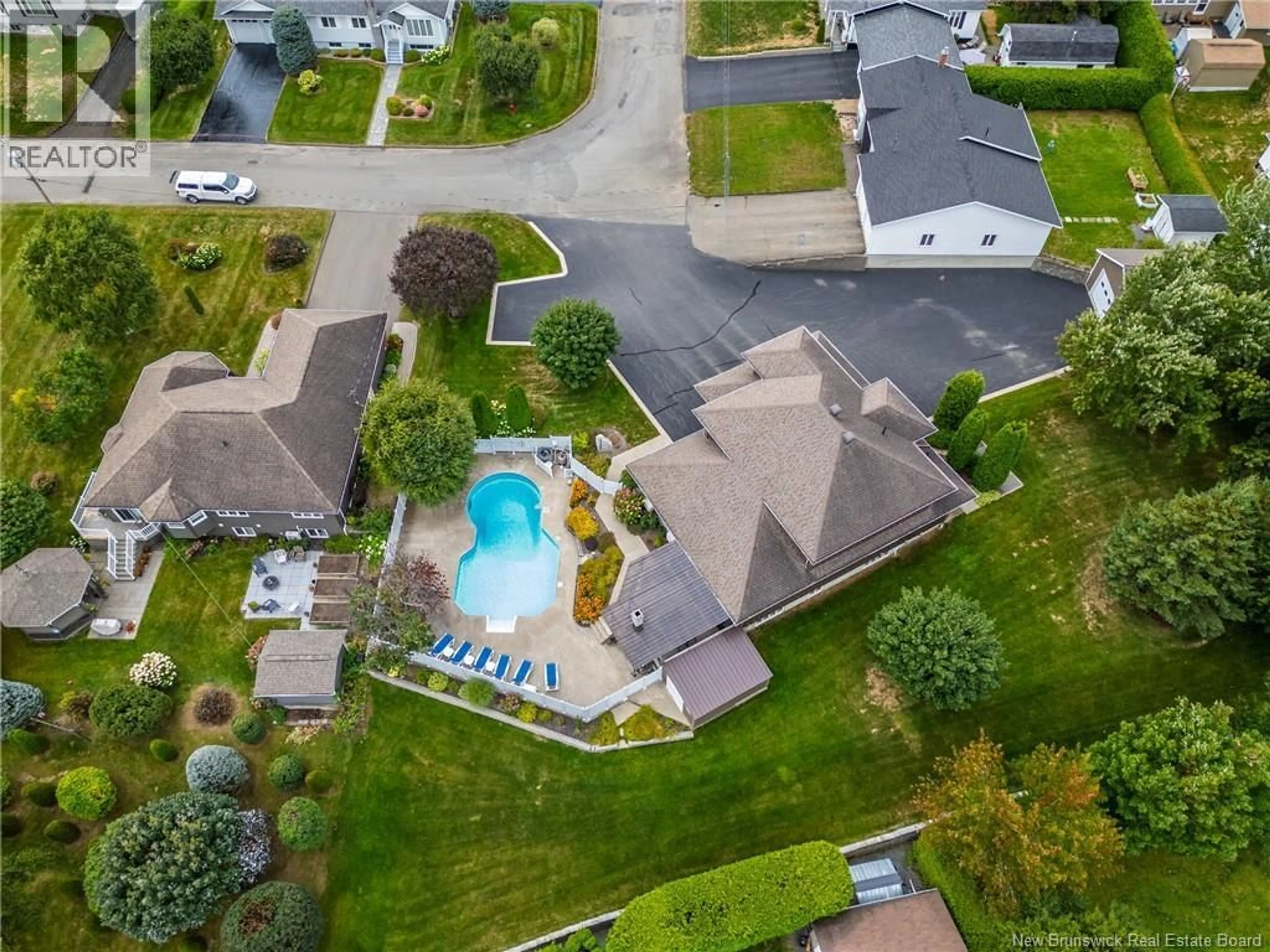 A pic from outside/outdoor area/front of a property/back of a property/a pic from drone, unknown for 52 LEVESQUE STREET, Grand-Sault/Grand Falls New Brunswick E3Z1A3