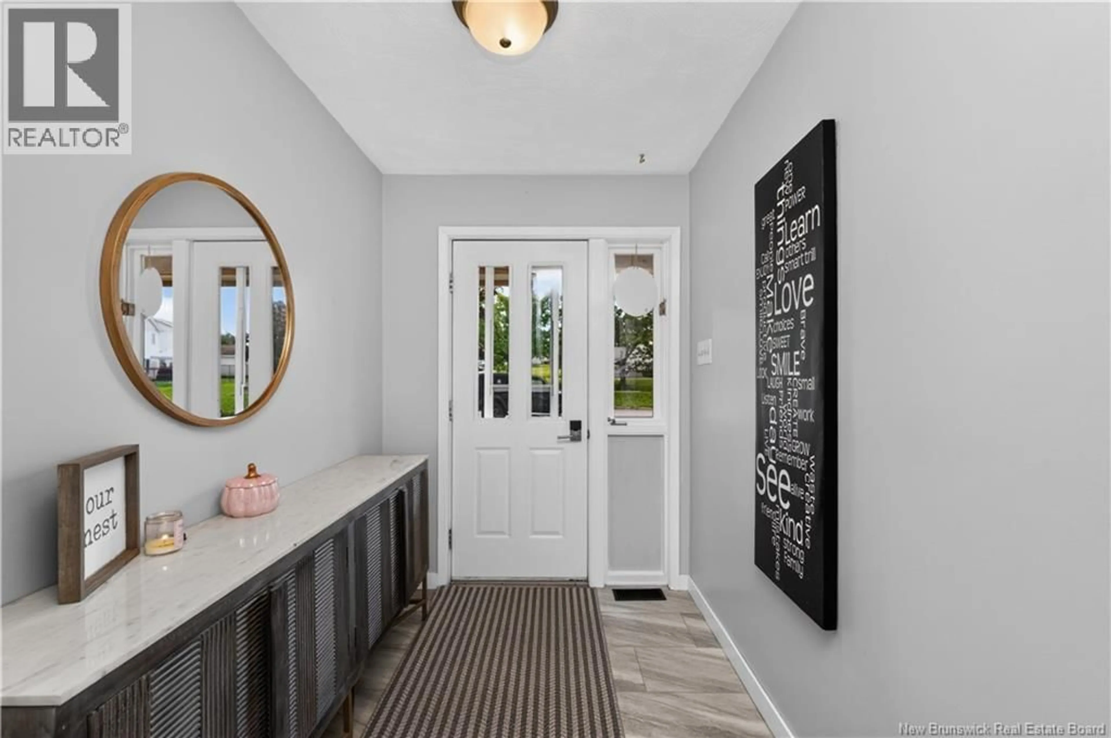 Indoor entryway for 833 FRAMPTON LANE, Moncton New Brunswick E1G1S1