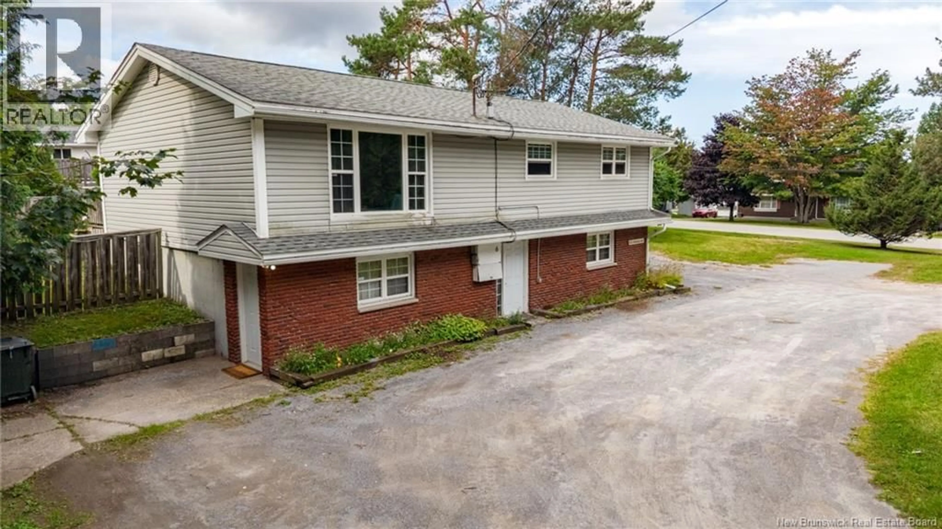 A pic from outside/outdoor area/front of a property/back of a property/a pic from drone, unknown for 6 PARKDALE AVENUE, Rothesay New Brunswick E2E3P1