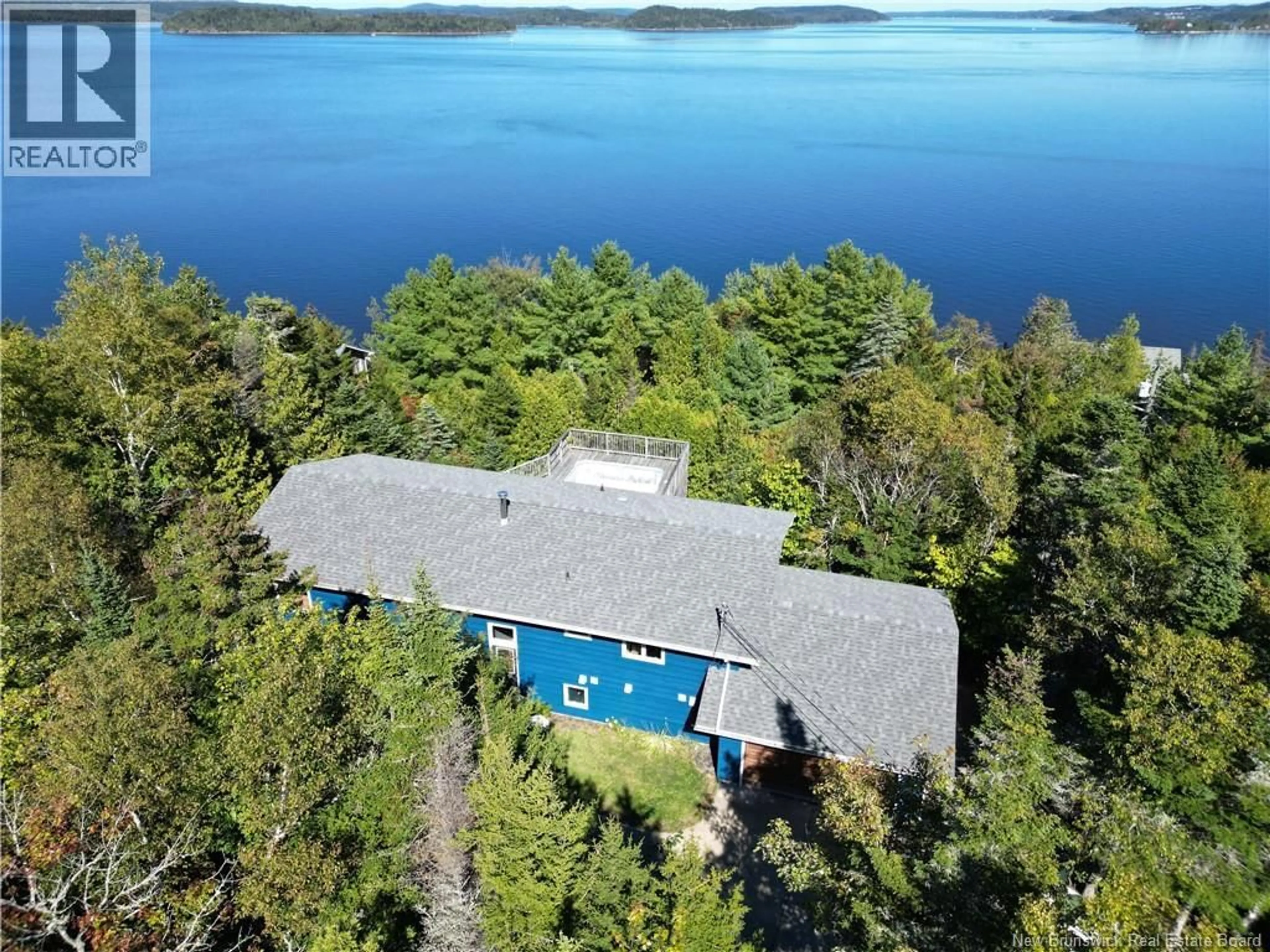 A pic from outside/outdoor area/front of a property/back of a property/a pic from drone, water/lake/river/ocean view for 6 CARDINAL LANE, Saint John New Brunswick E2M6M3