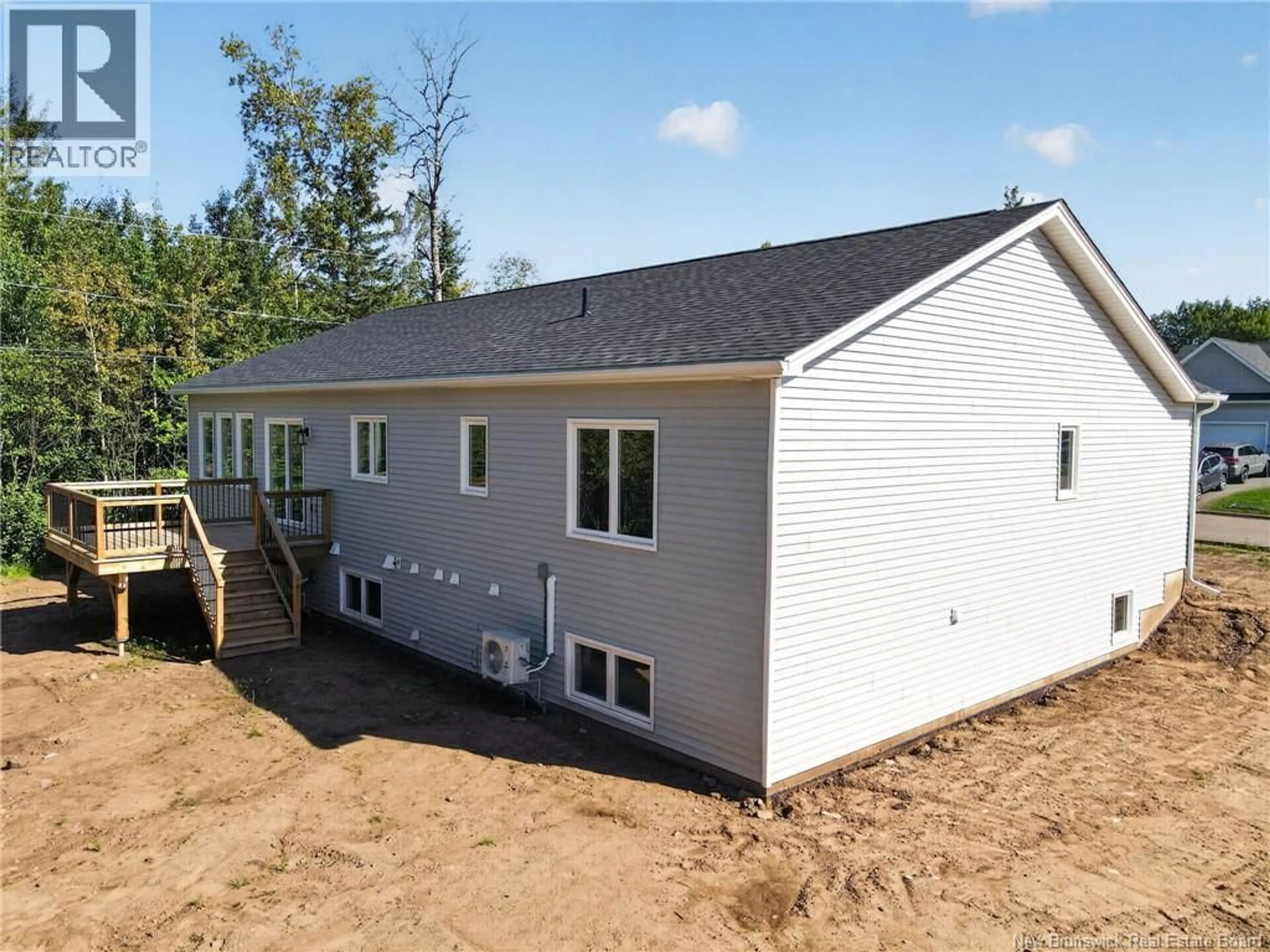 Home with vinyl exterior material, building for 4 STEWARETON CRESCENT, Moncton New Brunswick E1G5R9