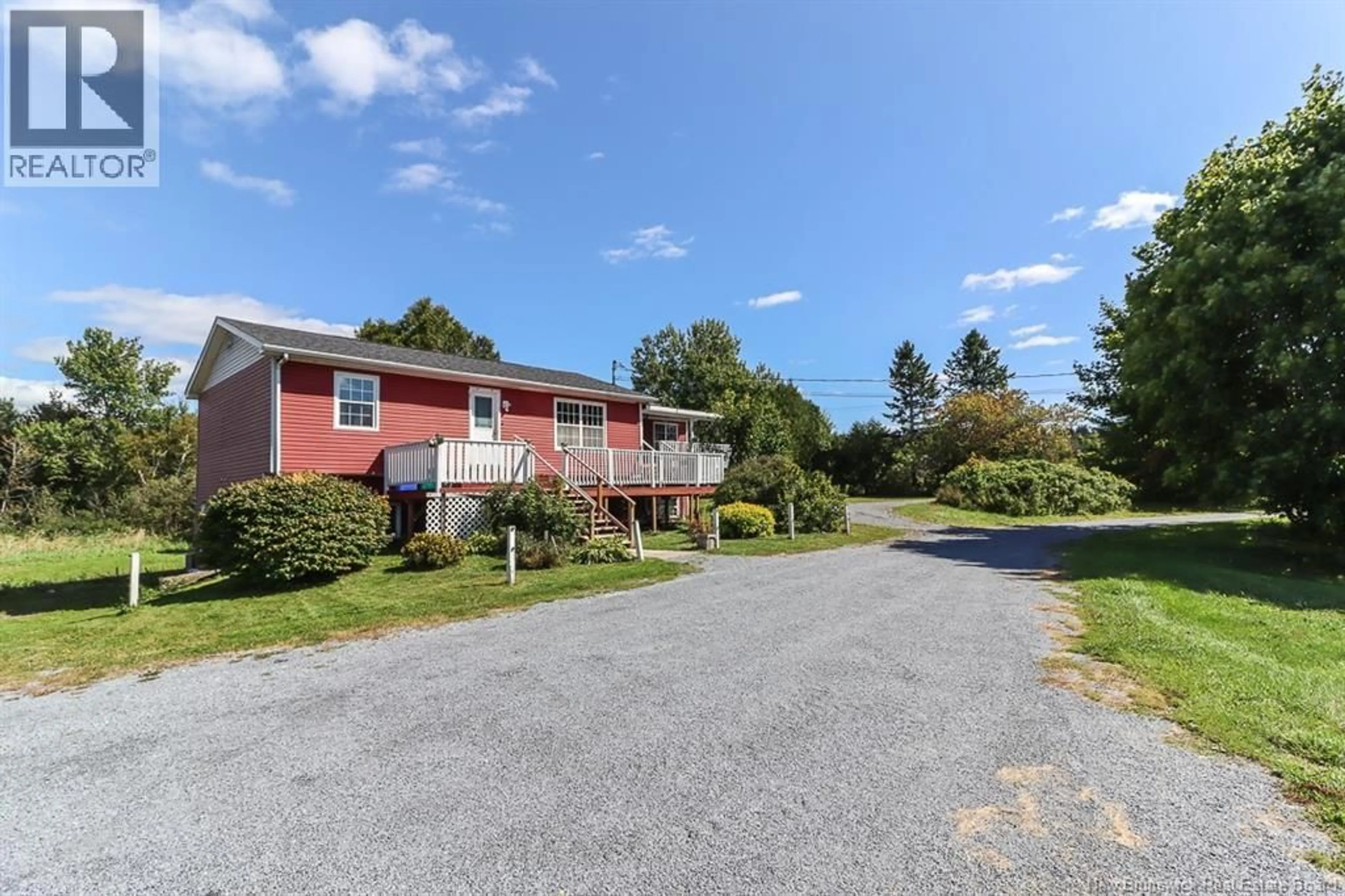 A pic from outside/outdoor area/front of a property/back of a property/a pic from drone, unknown for 2803 GOLDEN GROVE RD, Saint John New Brunswick E2S1B7