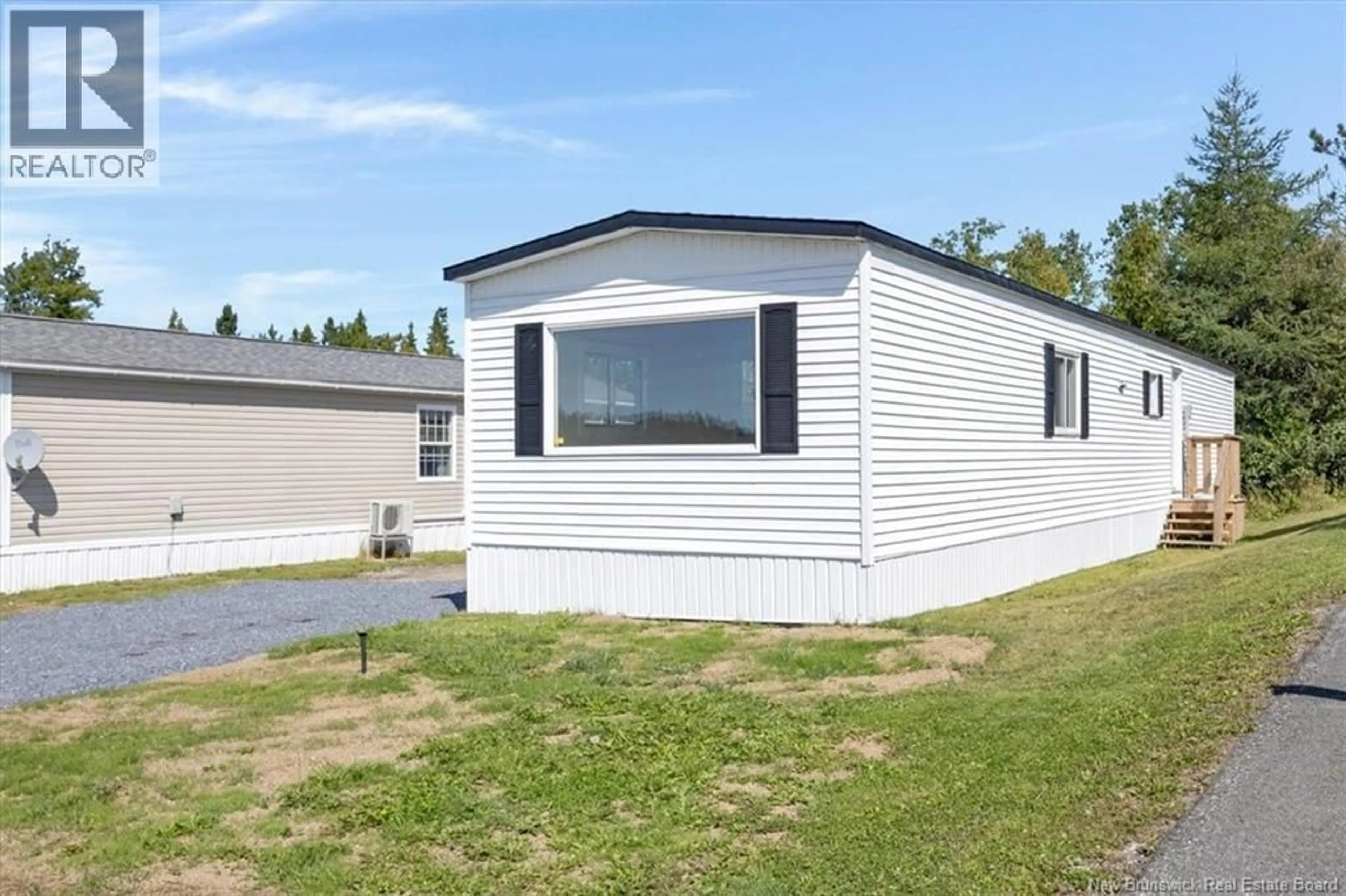 Home with vinyl exterior material, unknown for 41 SUSAN DRIVE, Saint John New Brunswick E2N1P3