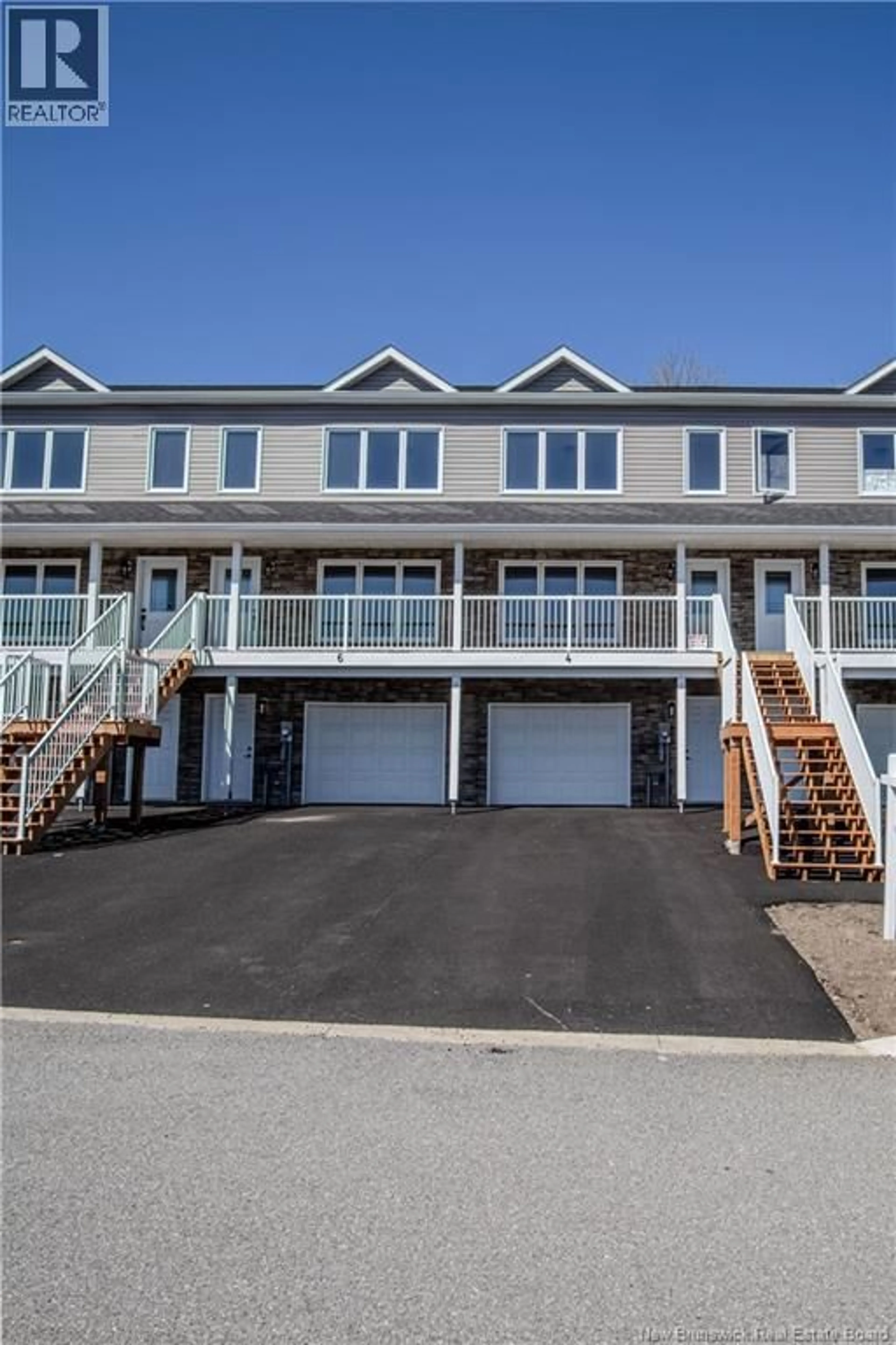 Home with vinyl exterior material, water/lake/river/ocean view for 4 ROCKINGSTONE DRIVE, Saint John New Brunswick E2M0B5