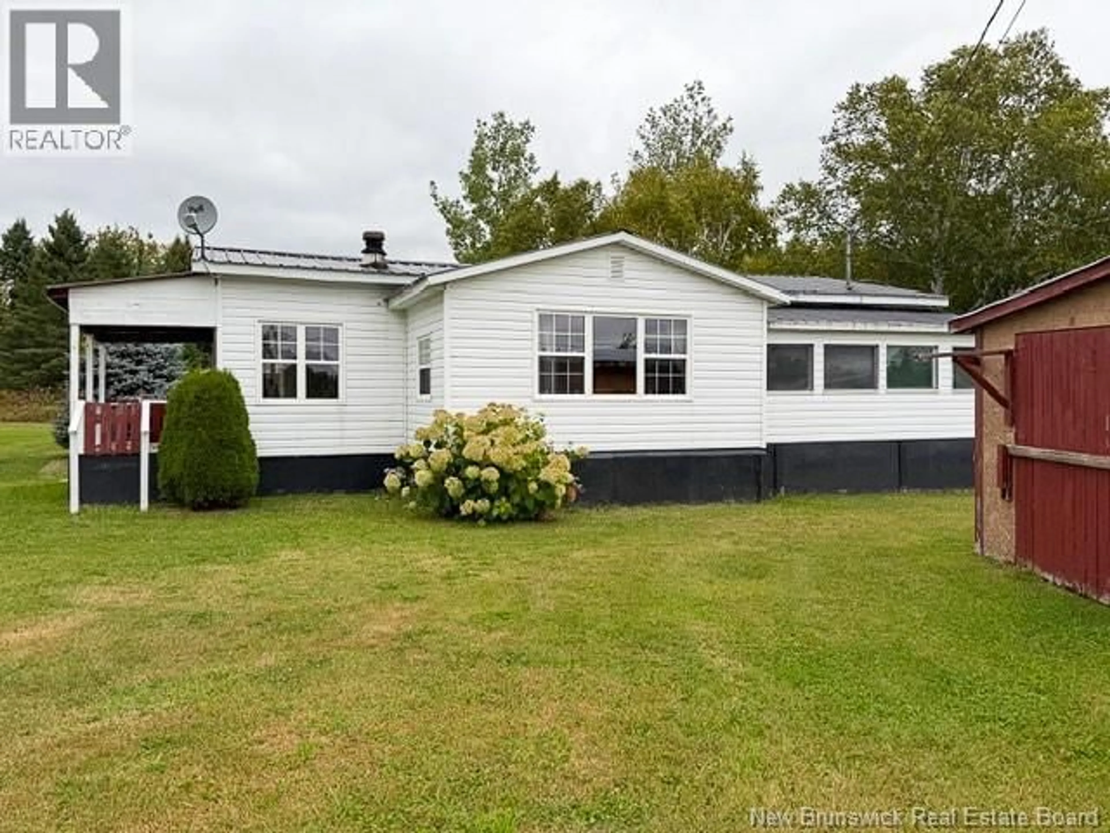 Home with vinyl exterior material, unknown for 403 ROUTE 390, Rowena New Brunswick E7H4N1
