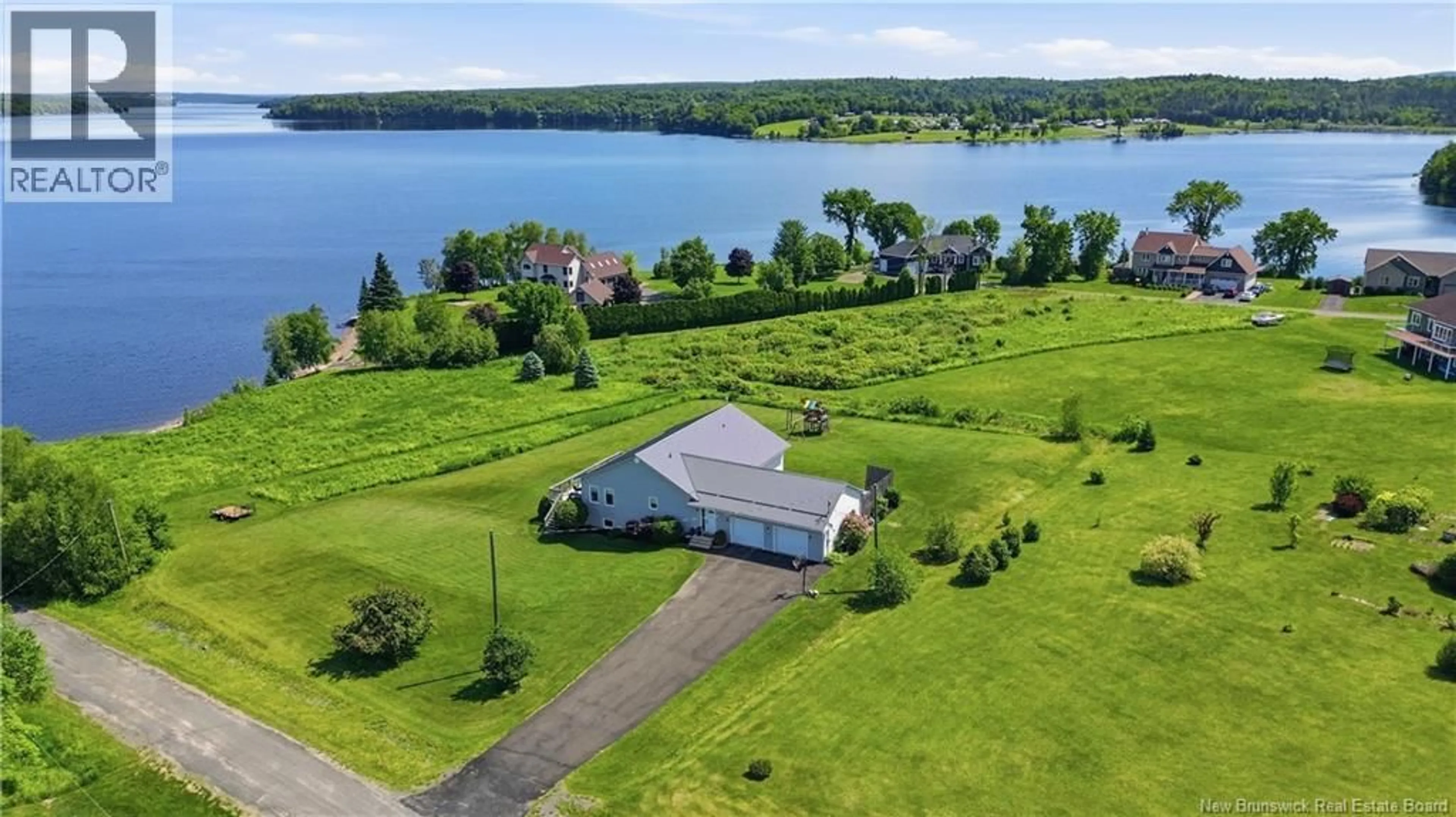 A pic from outside/outdoor area/front of a property/back of a property/a pic from drone, water/lake/river/ocean view for 10 RIPPLE LANE, Upper Kingsclear New Brunswick E3E2R6