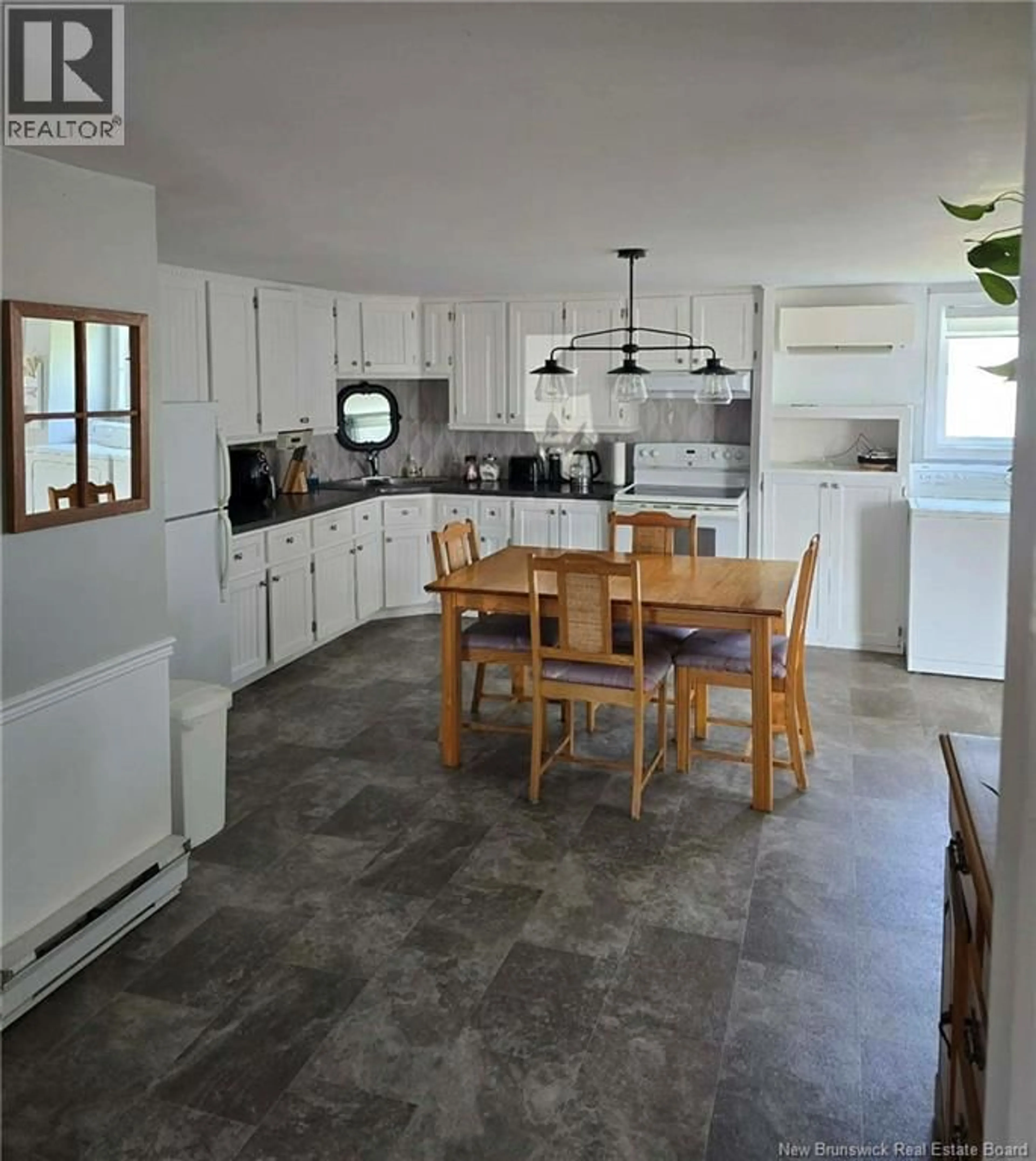Open concept kitchen, unknown for 1552 ROUTE 135, Bois-Blanc New Brunswick E8R2B2