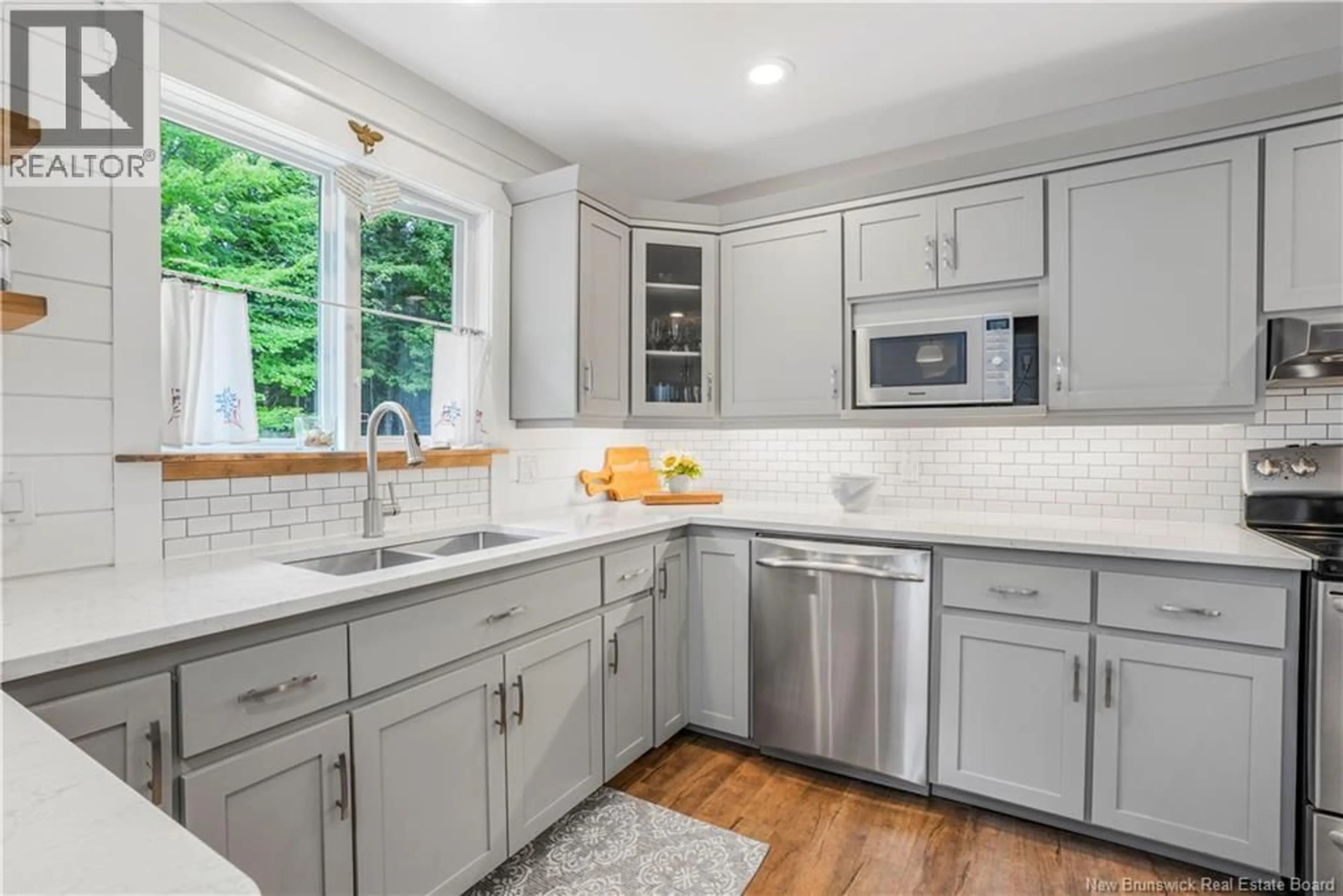 Open concept kitchen, ceramic/tile floor for 50 MOONEY AVENUE, Lincoln New Brunswick E3B9V9