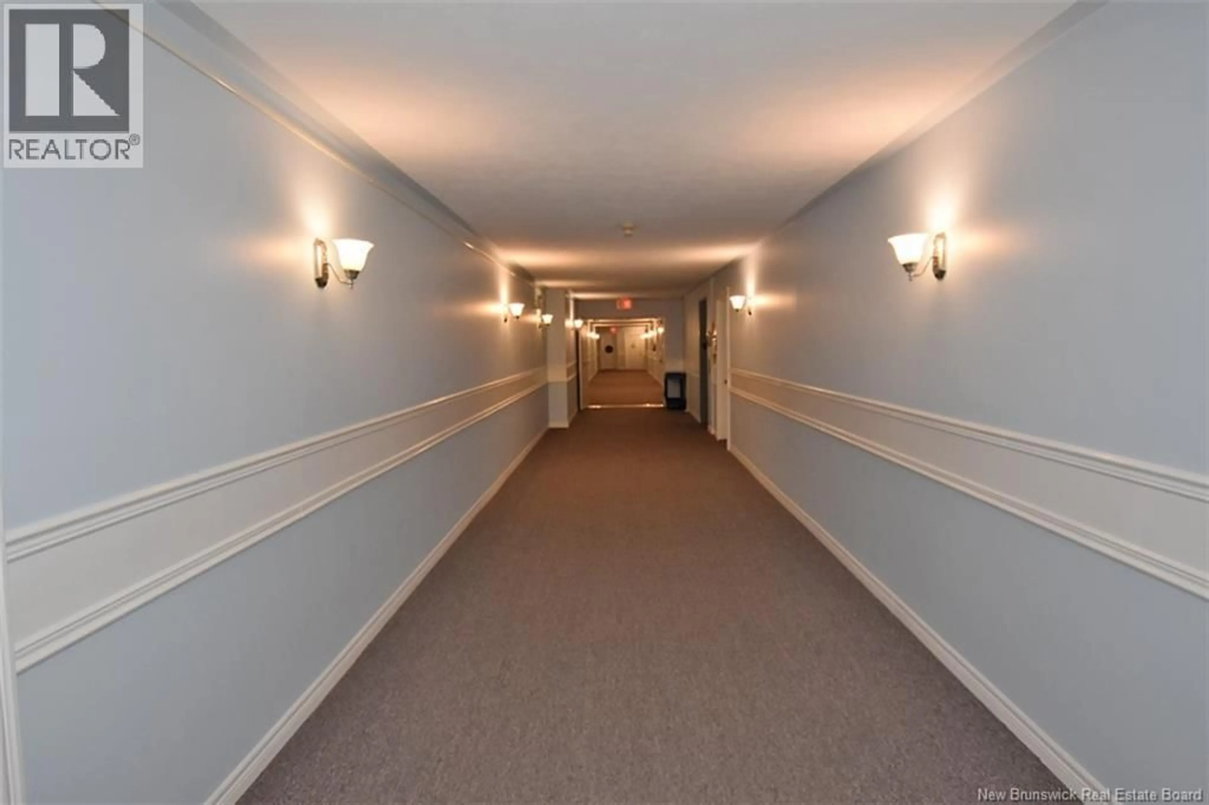 Indoor foyer for 16 - 185 REYNOLDS STREET, Fredericton New Brunswick E3A0K7