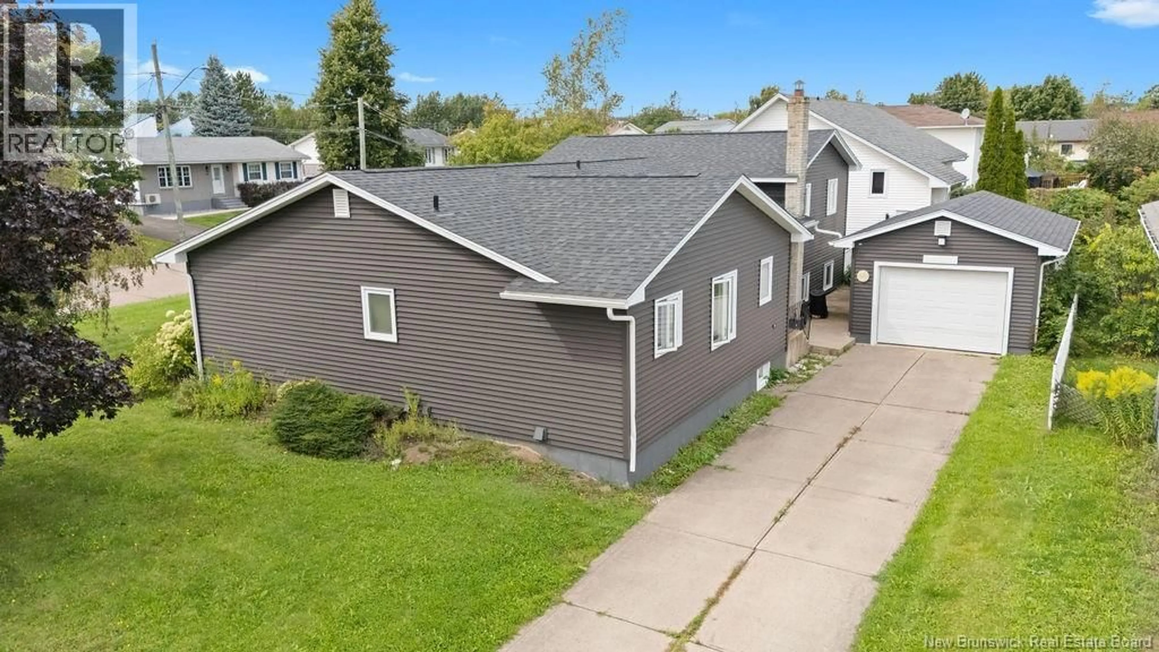 A pic from outside/outdoor area/front of a property/back of a property/a pic from drone, street for 29-31 FULTON CRESCENT, Moncton New Brunswick E1C9J1