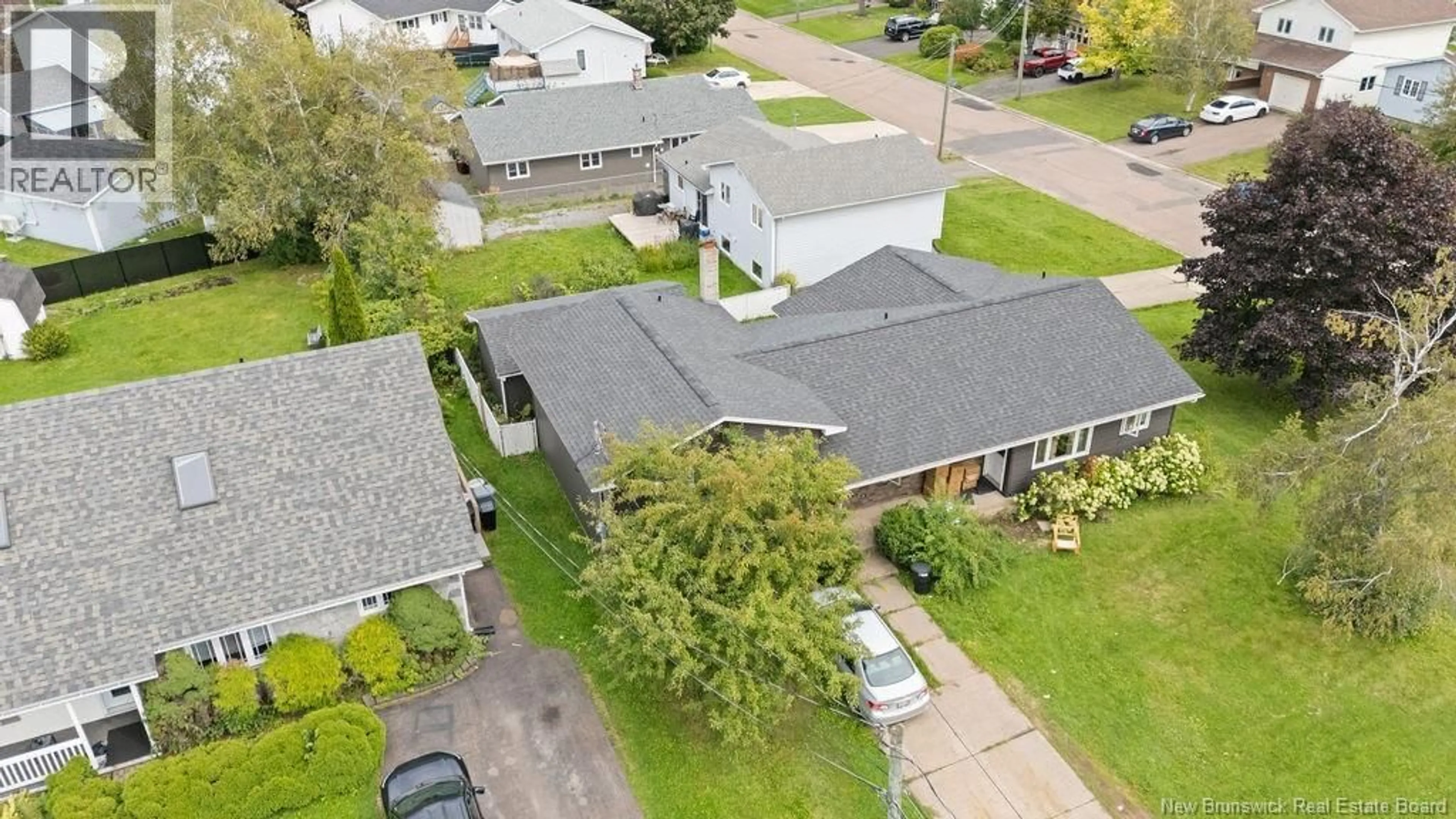 A pic from outside/outdoor area/front of a property/back of a property/a pic from drone, street for 29-31 FULTON CRESCENT, Moncton New Brunswick E1C9J1