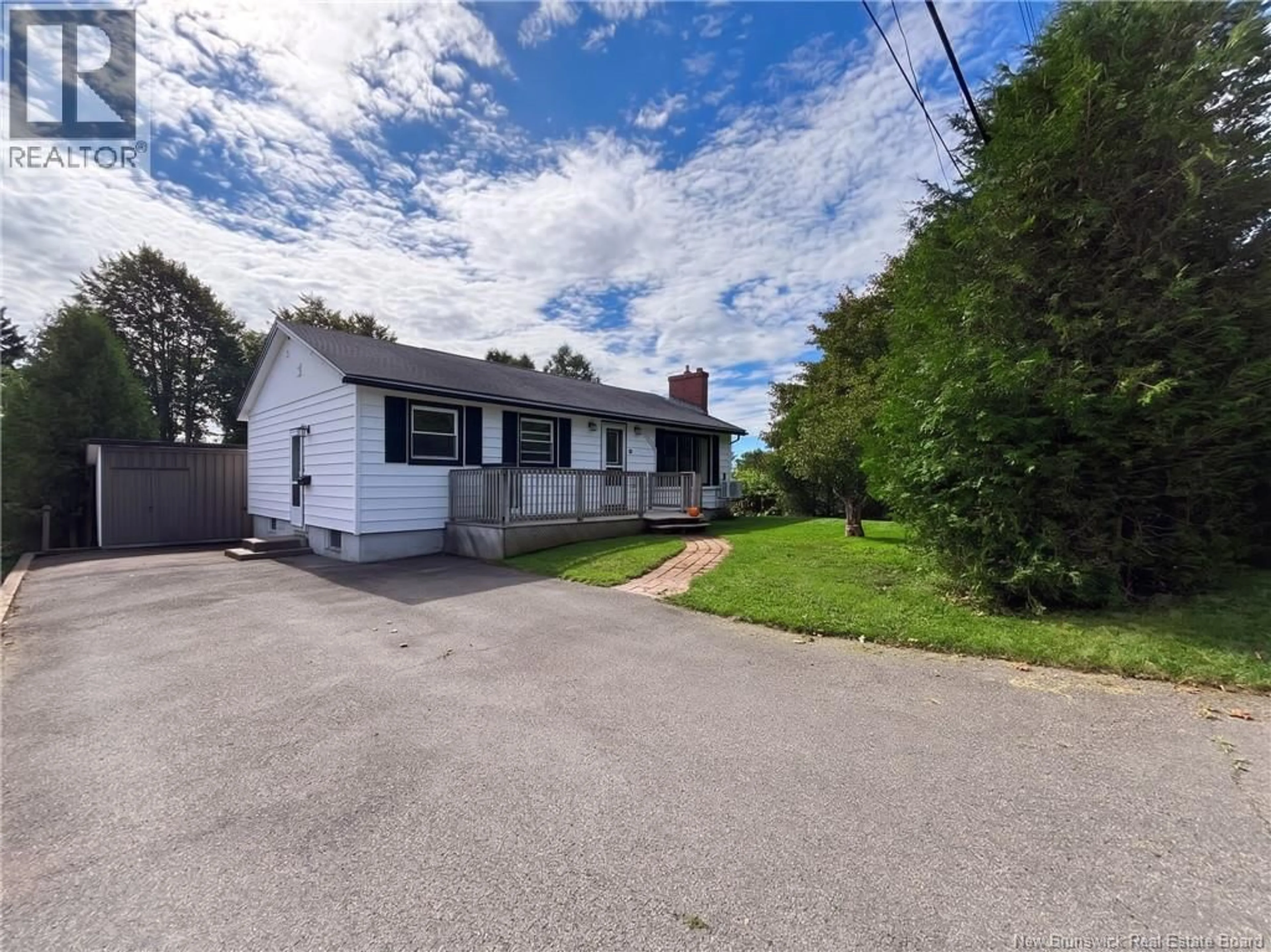A pic from outside/outdoor area/front of a property/back of a property/a pic from drone, street for 6 BARBARA CRESCENT, Saint John New Brunswick E2J2K7