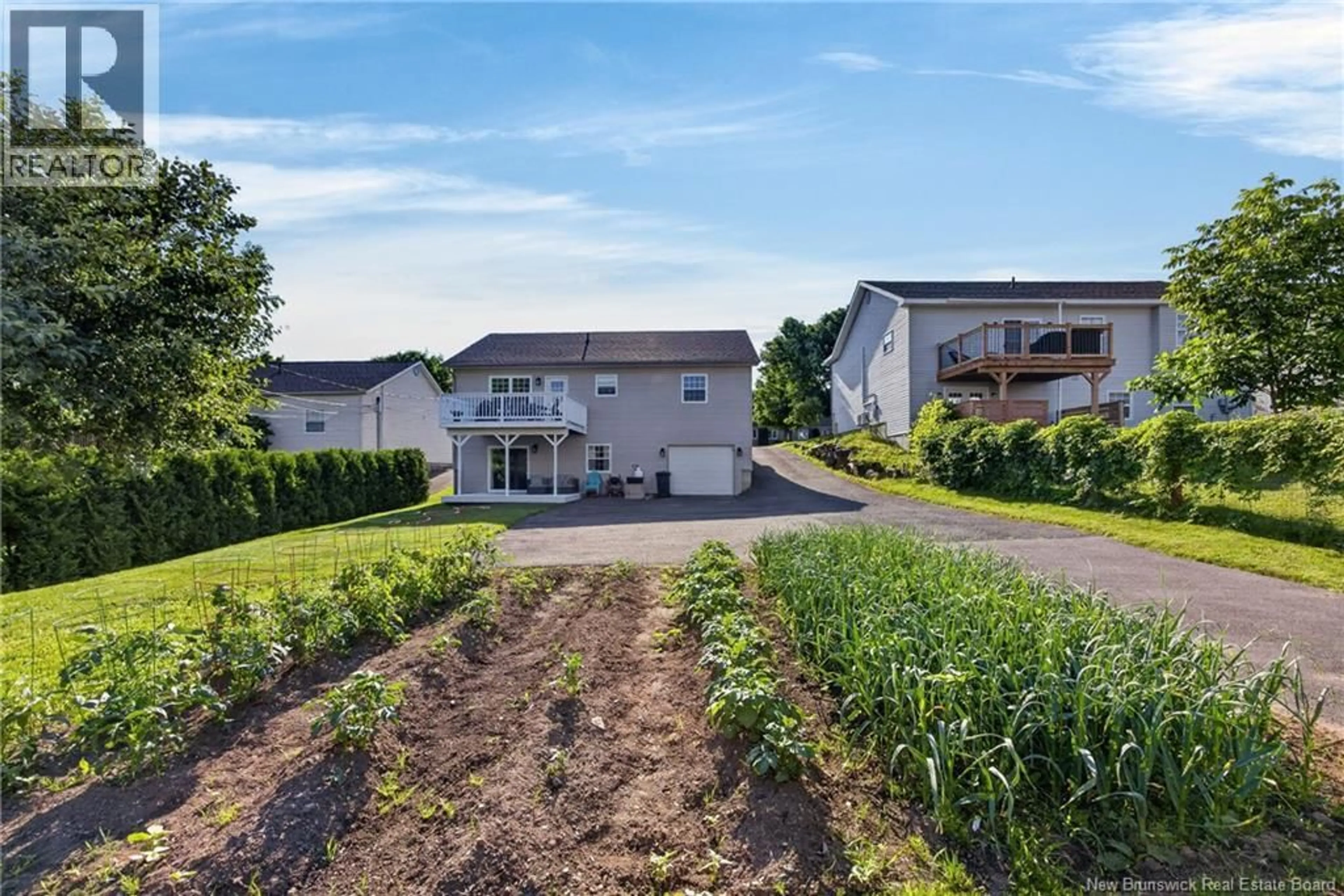 A pic from outside/outdoor area/front of a property/back of a property/a pic from drone, unknown for 25 GLEN EYRE COURT, Silverwood New Brunswick E3C2P7