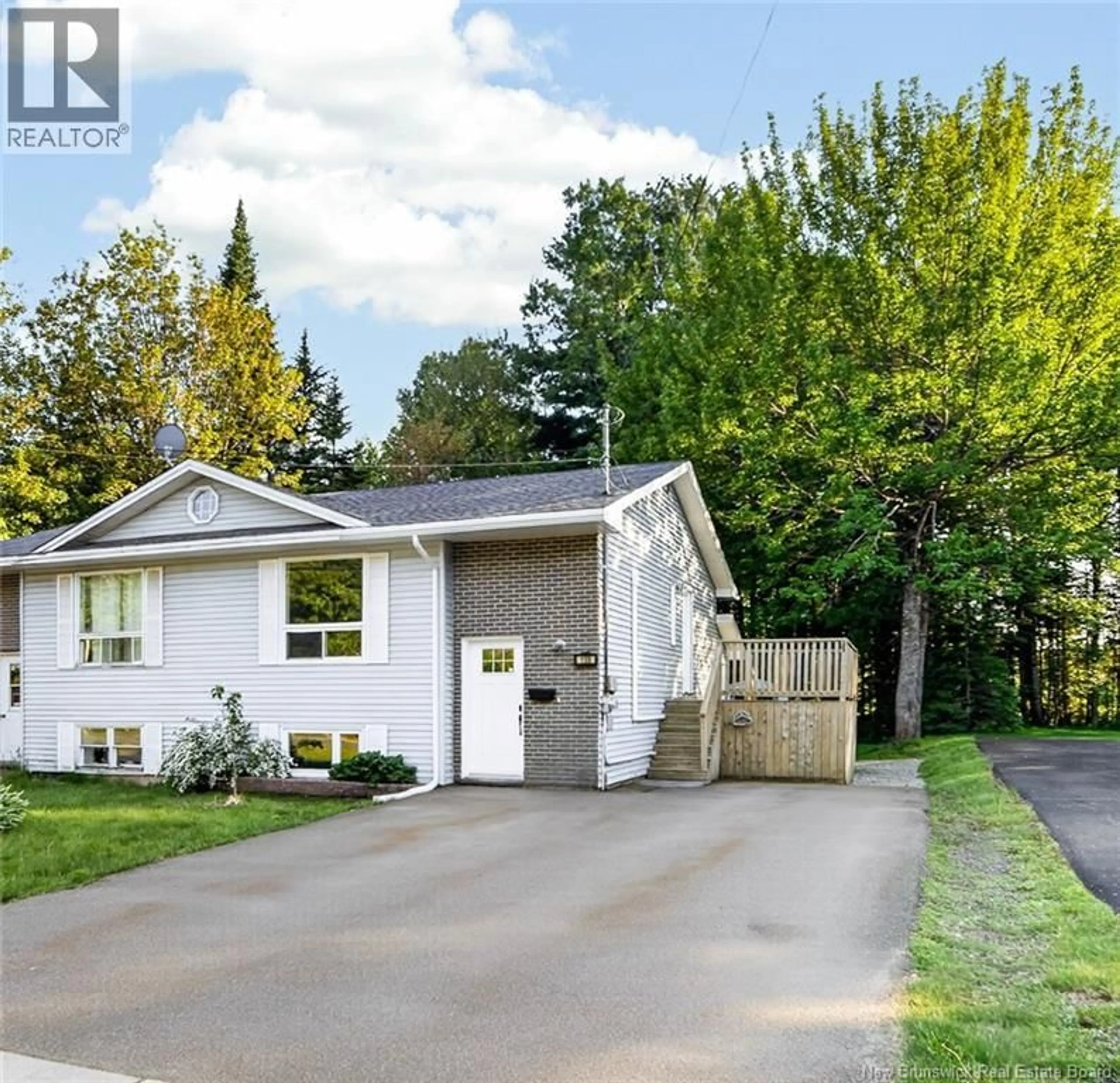 Unknown for 150 PASCAL AVENUE, Dieppe New Brunswick E1A5N5
