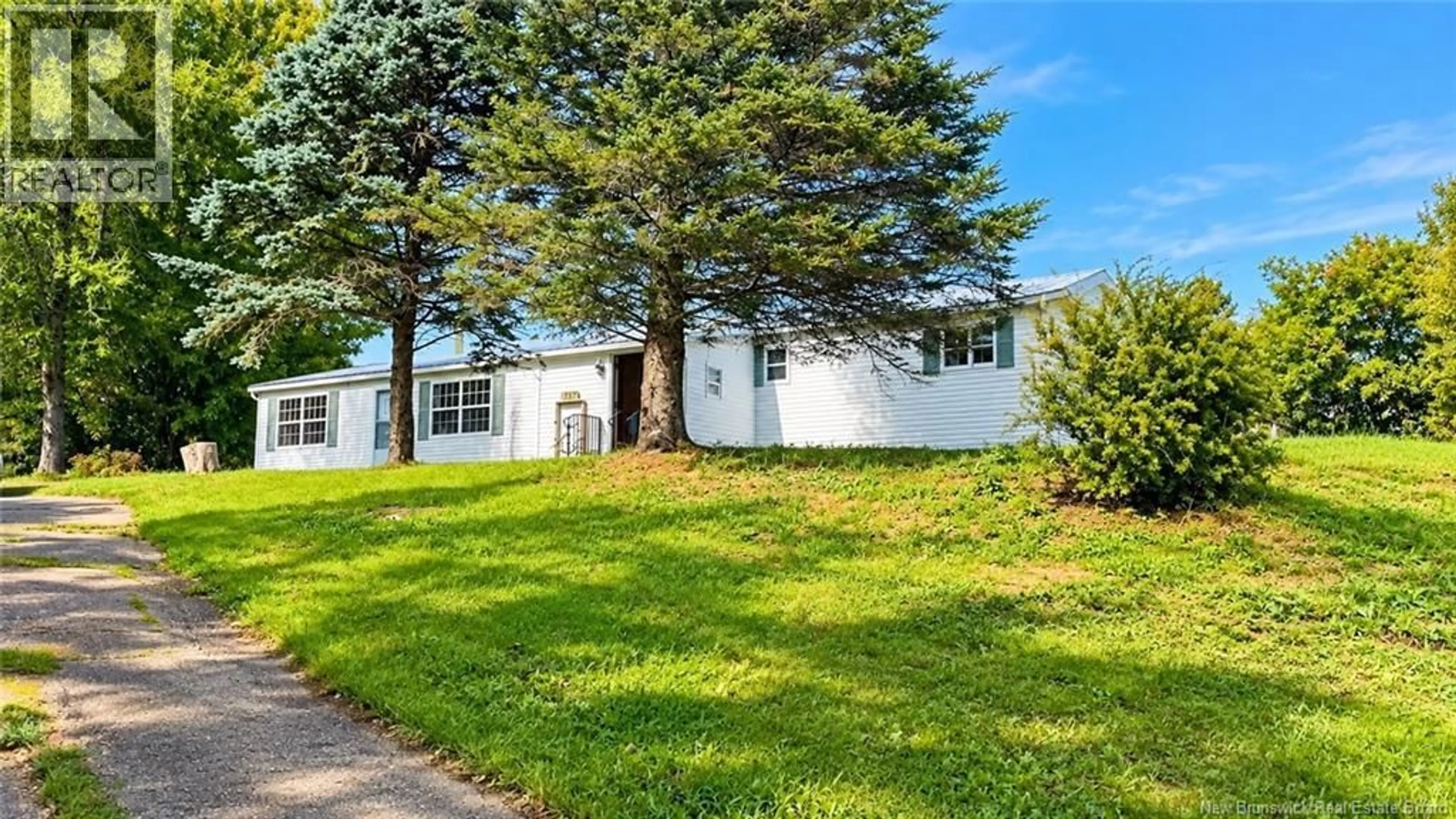 A pic from outside/outdoor area/front of a property/back of a property/a pic from drone, street for 133 SMITH ROAD, Hartley Settlement New Brunswick E7K2X2