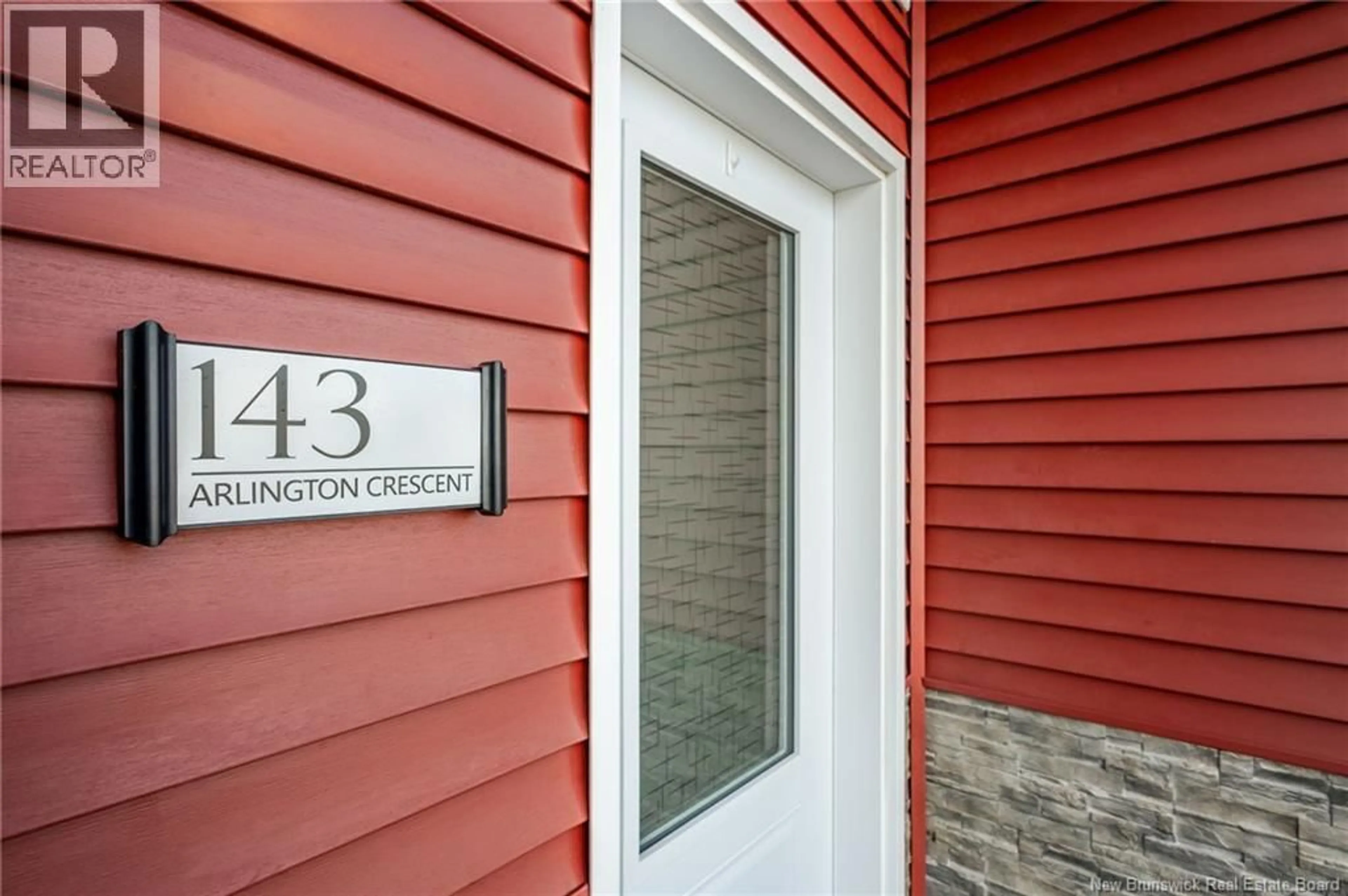 Indoor entryway for 143 ARLINGTON CRESCENT, Saint John New Brunswick E2K0G4