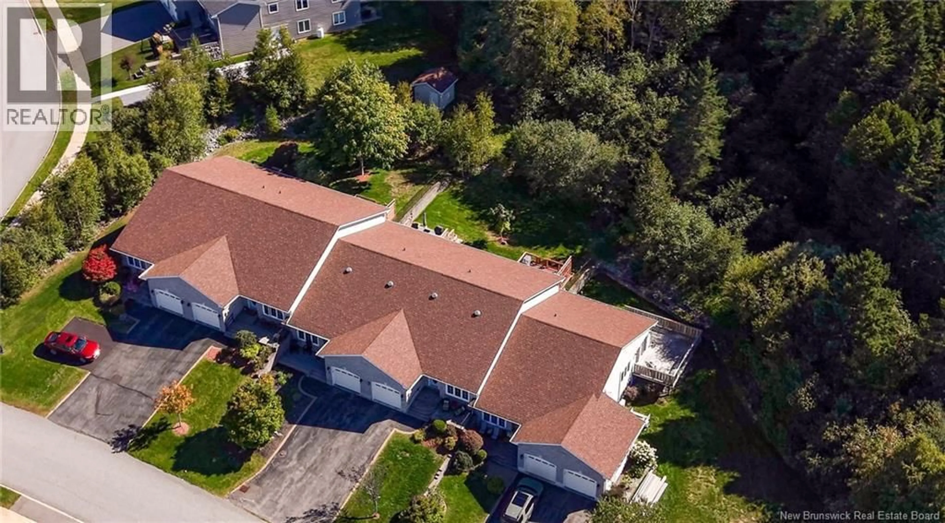 A pic from outside/outdoor area/front of a property/back of a property/a pic from drone, street for 6 MAPLEVIEW DRIVE, Hampton New Brunswick E5N0B5