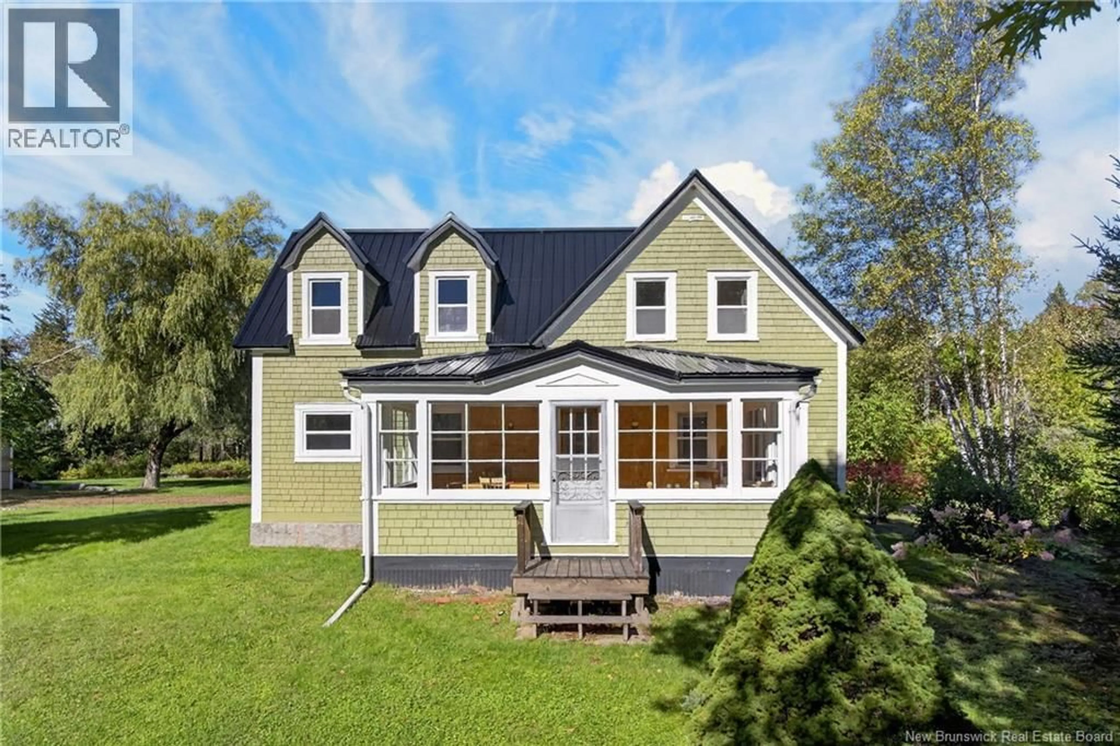 Home with vinyl exterior material, street for 39 REYNOLDS ROAD, Harvey New Brunswick E6K1V9