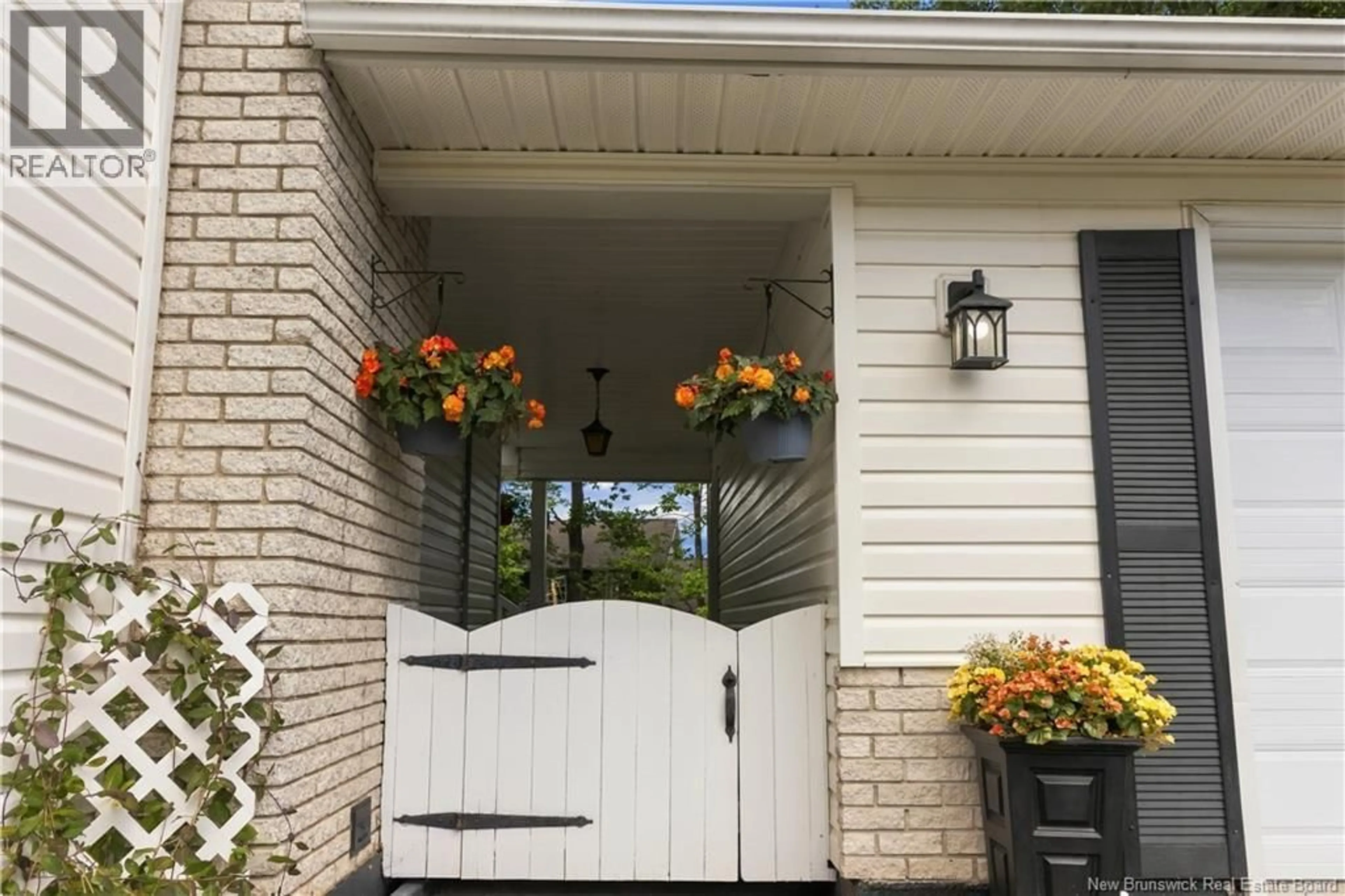 Indoor entryway for 91 SPRINGWATER LANE, New Maryland New Brunswick E3C1H8