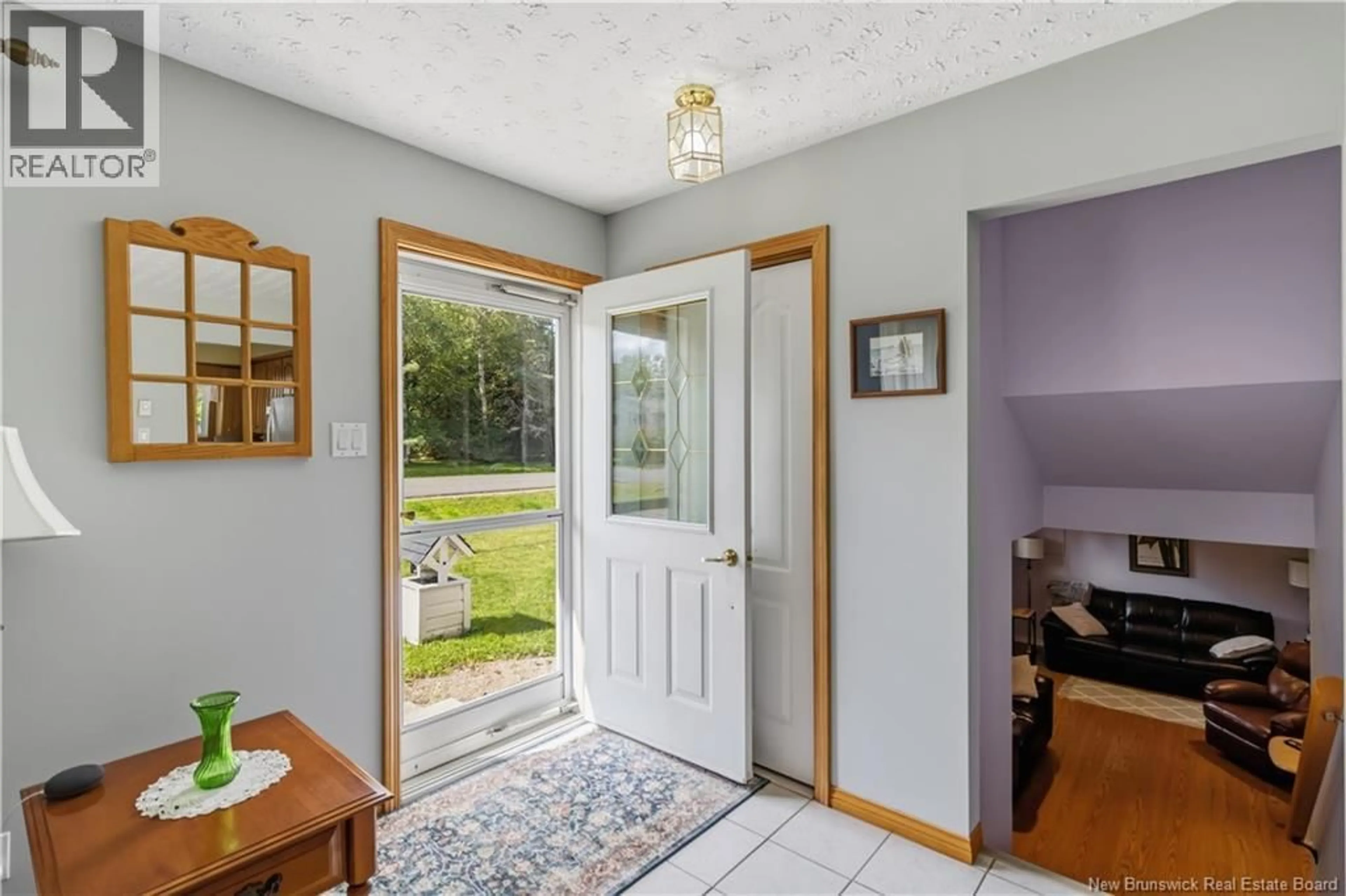 Indoor entryway for 91 SPRINGWATER LANE, New Maryland New Brunswick E3C1H8