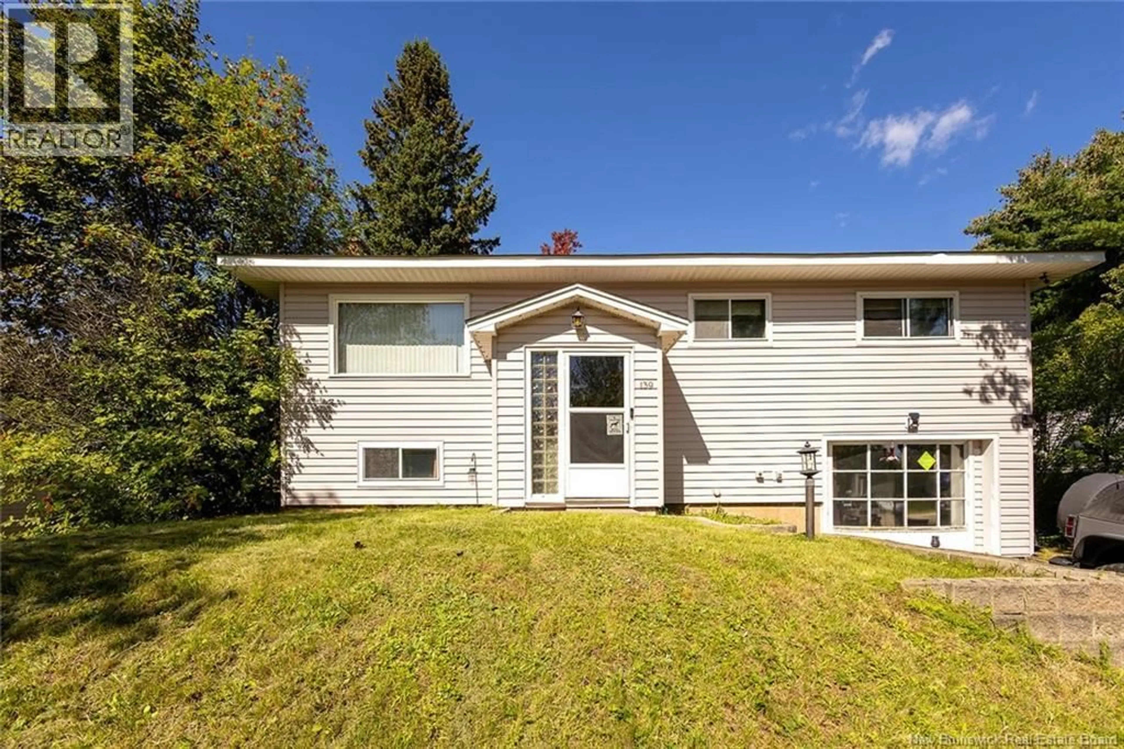 Home with vinyl exterior material, unknown for 139 SUSSEX AVENUE, Riverview New Brunswick E1B3A5