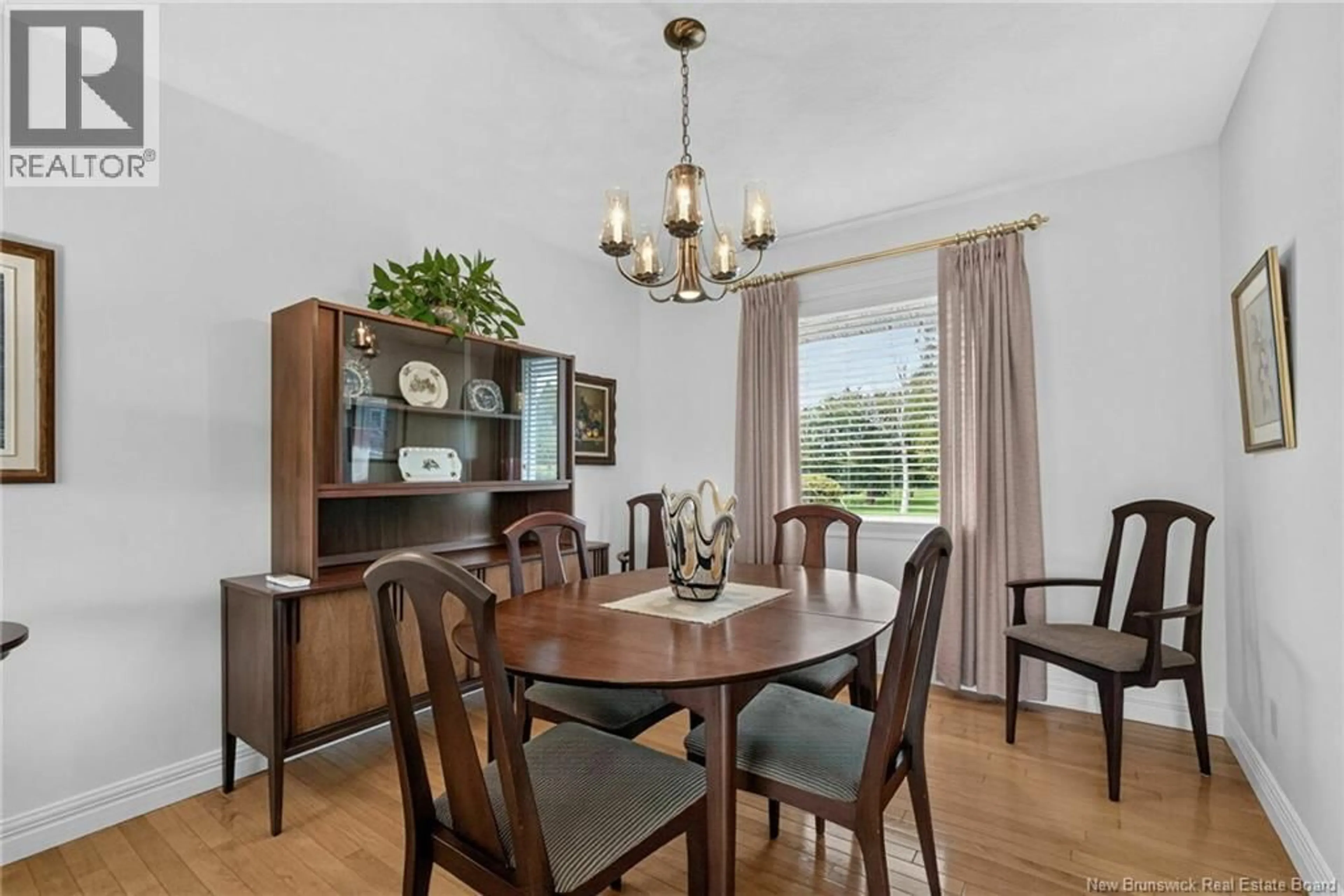 Dining room, wood/laminate floor for 54 OHIO ROAD, Shediac New Brunswick E4P2J9