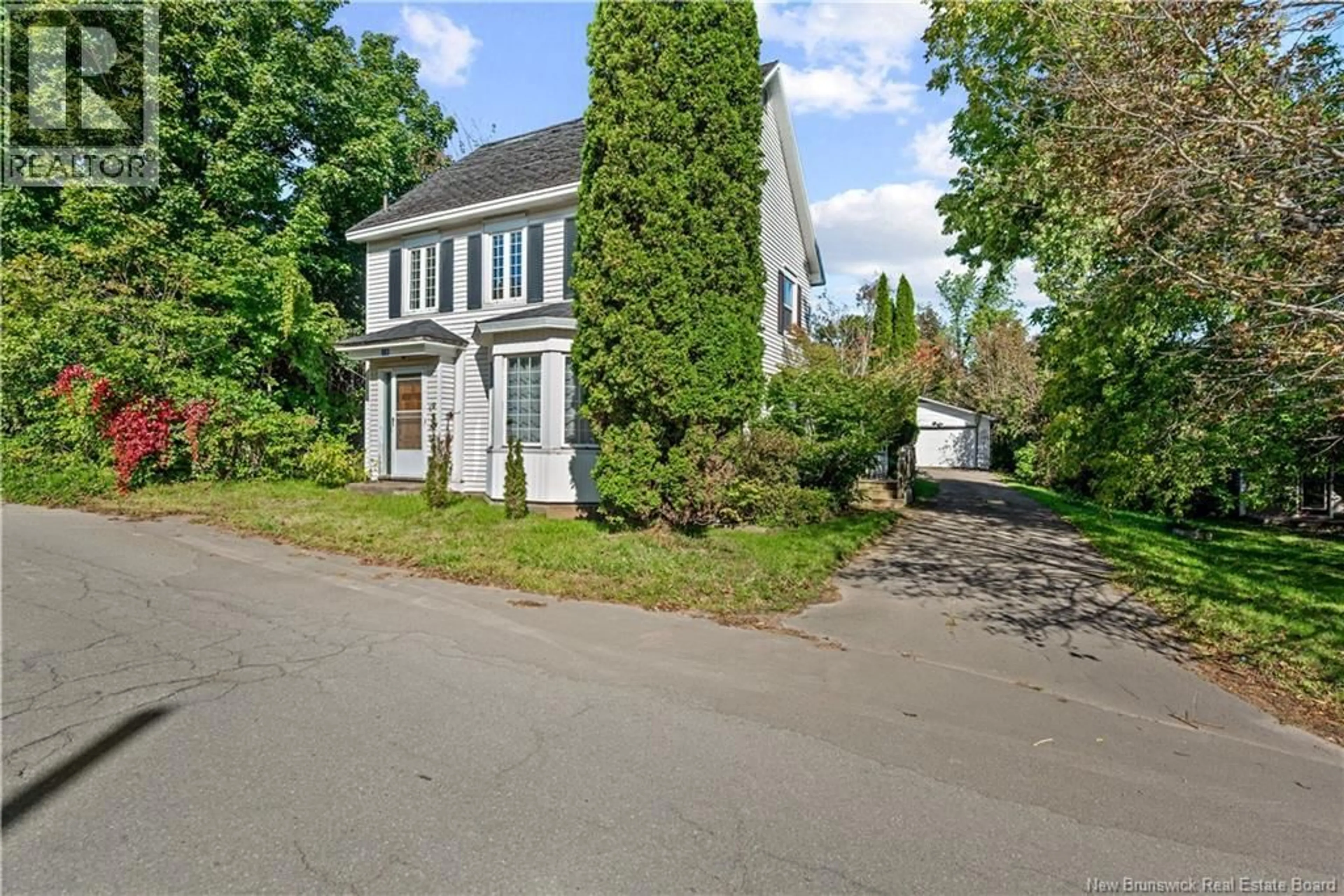 Unknown for 19 ACADEMY STREET, Hillsborough New Brunswick E4H2R3