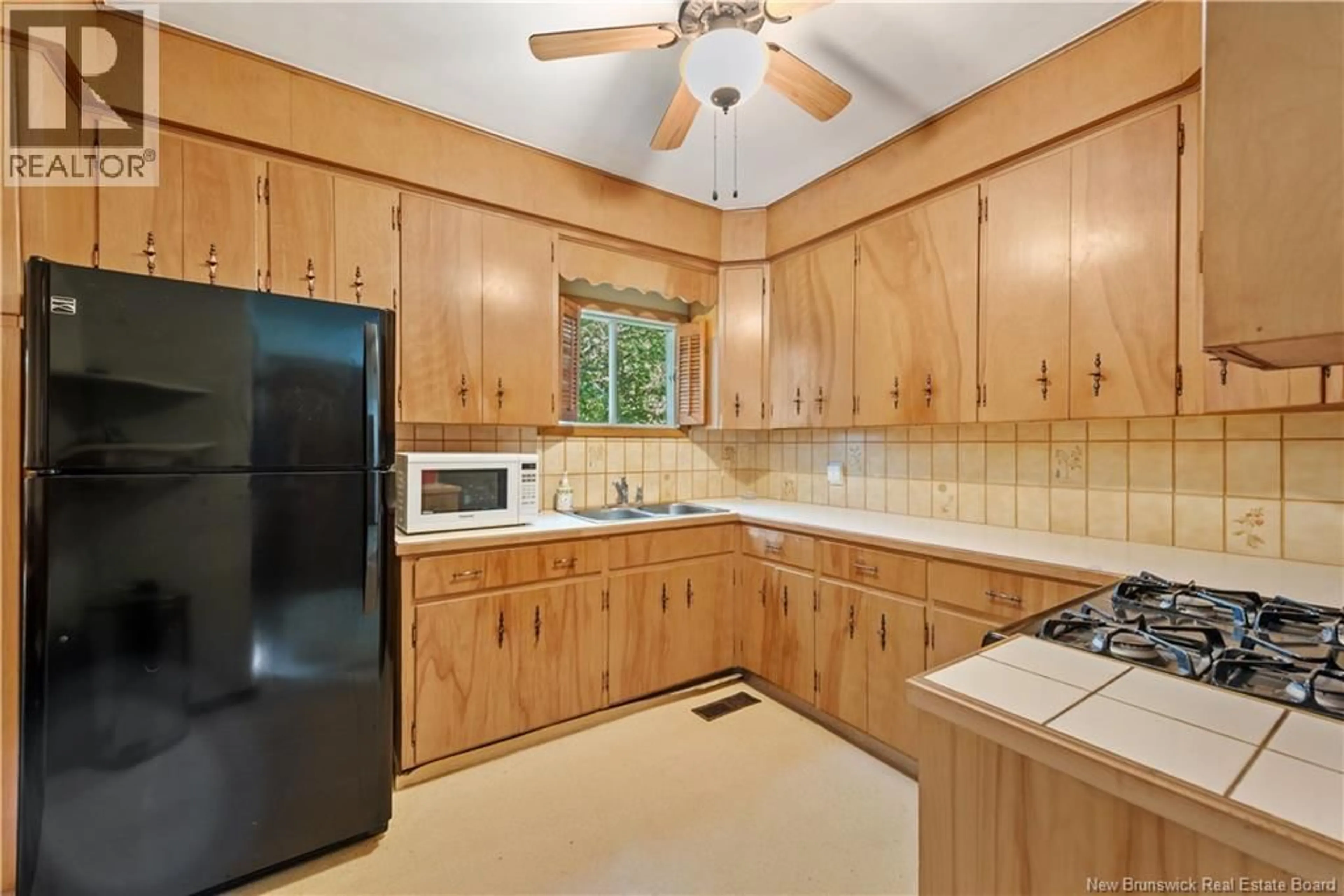 Standard kitchen, ceramic/tile floor for 19 ACADEMY STREET, Hillsborough New Brunswick E4H2R3