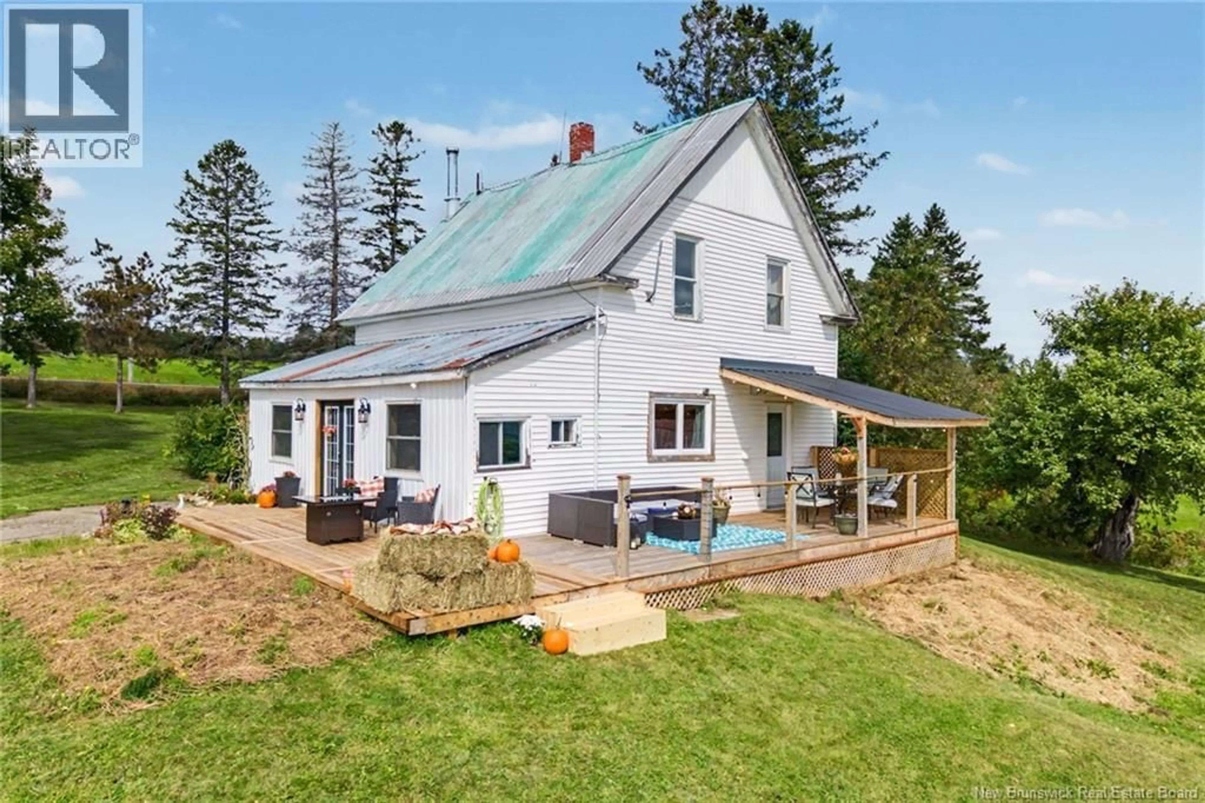 A pic from outside/outdoor area/front of a property/back of a property/a pic from drone, building for 1172 ROUTE 605, Maple Ridge New Brunswick E9C1C9