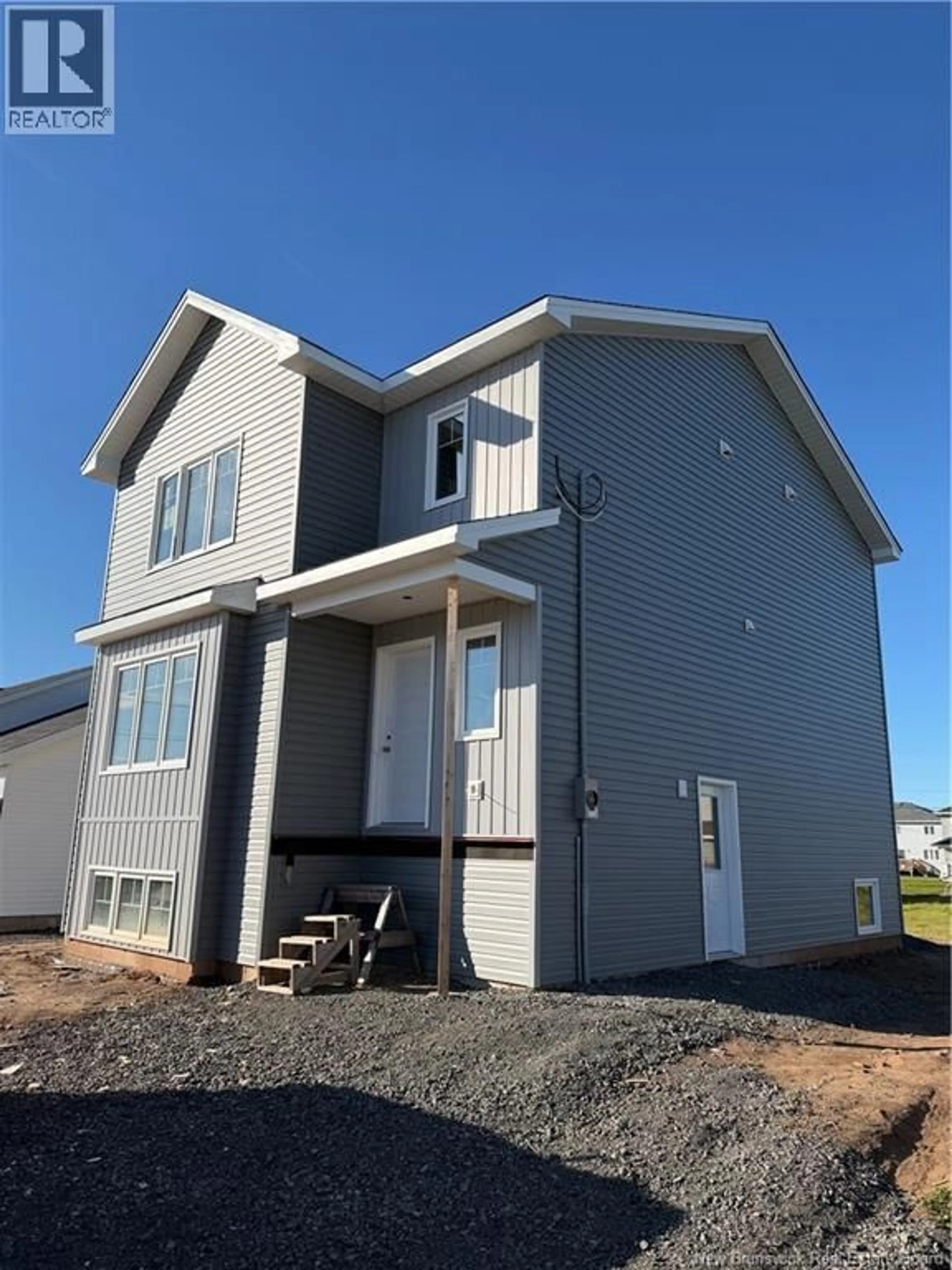 Home with vinyl exterior material, building for 5 DANBURY STREET, Riverview New Brunswick E1B0S7