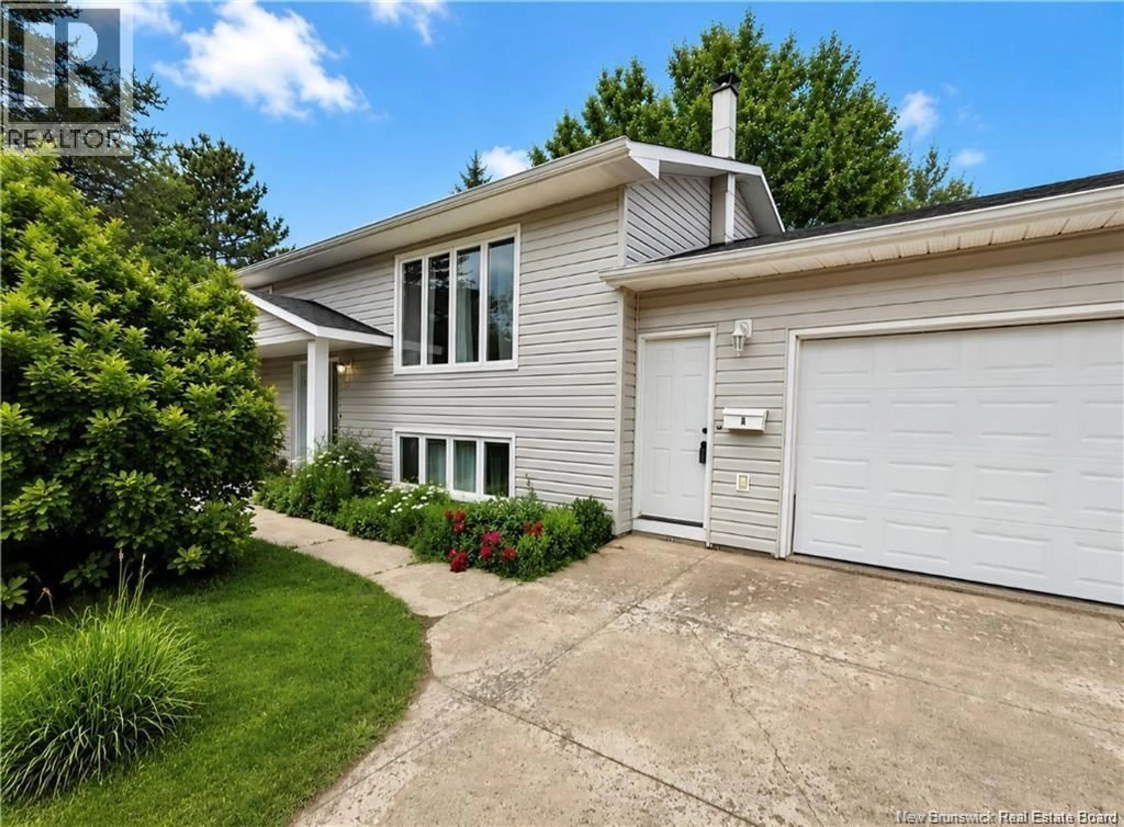 Home with vinyl exterior material, street for 23 PEMBROKE STREET, Riverview New Brunswick E1B3Z9