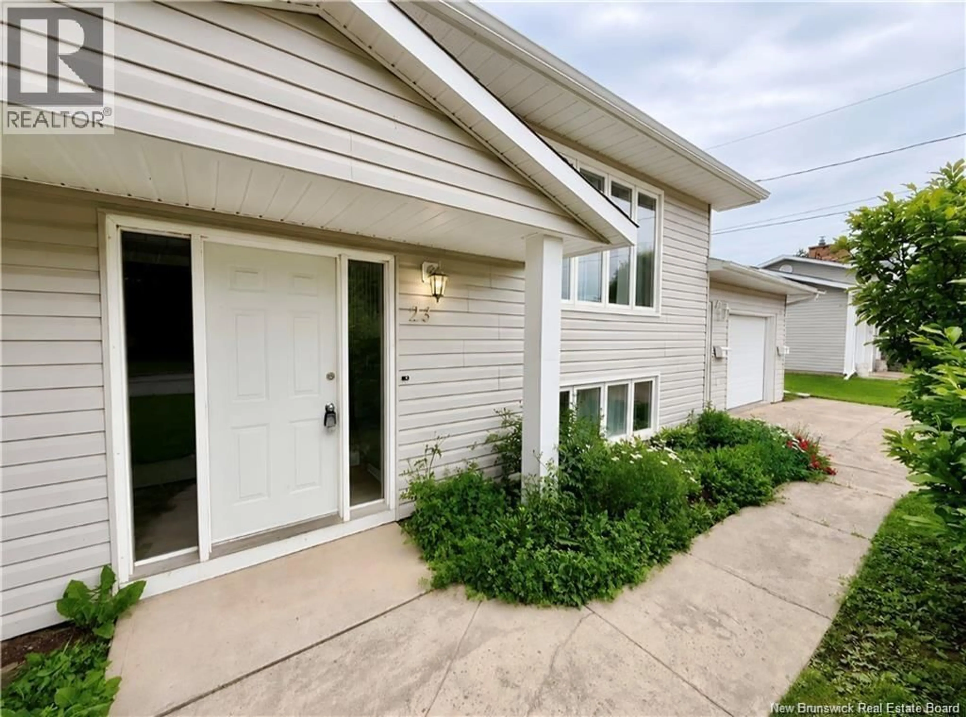 Home with vinyl exterior material, street for 23 PEMBROKE STREET, Riverview New Brunswick E1B3Z9