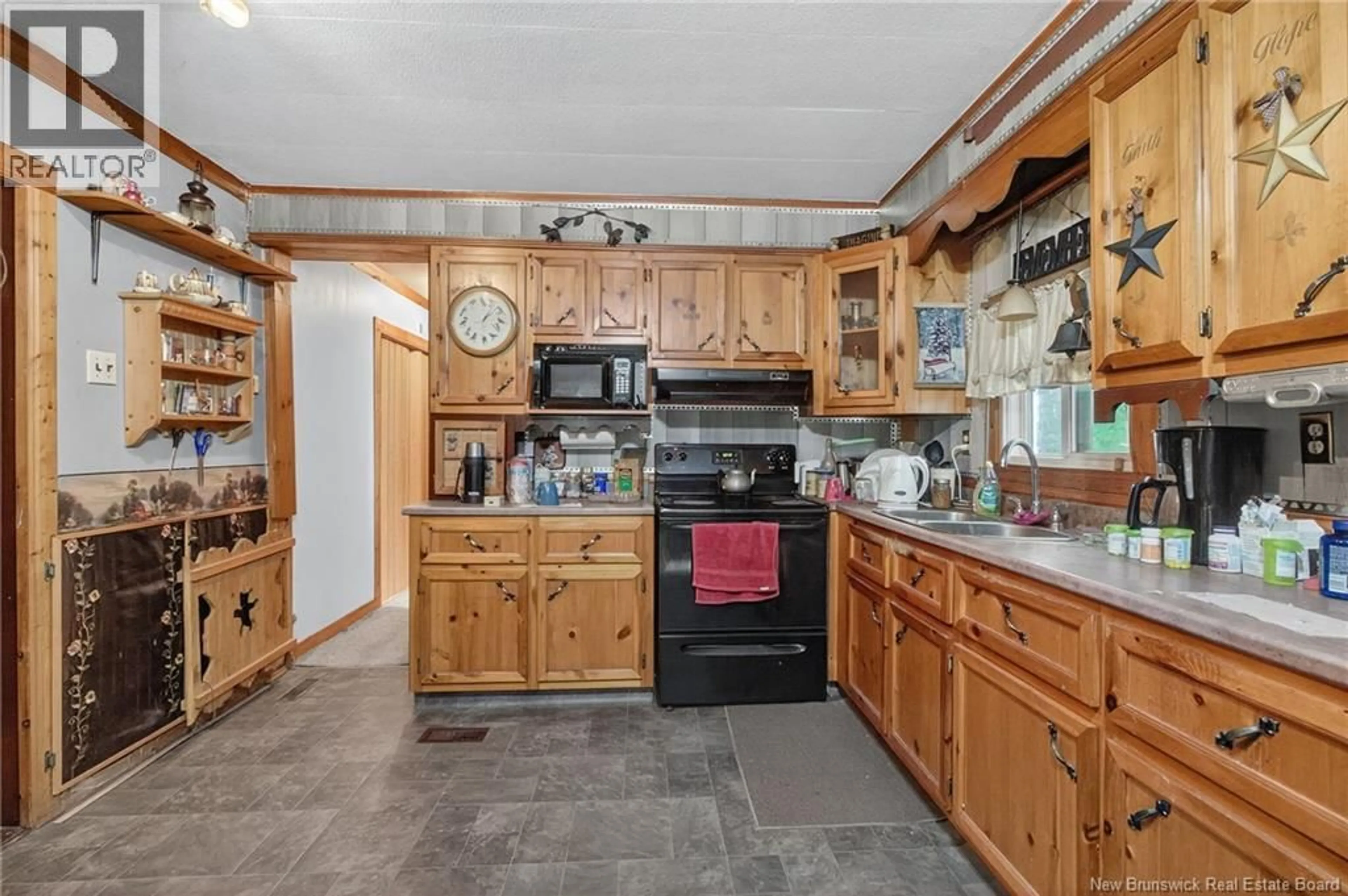Standard kitchen, ceramic/tile floor for 255 NIAGARA ROAD, Pine Glen New Brunswick E1J1J2