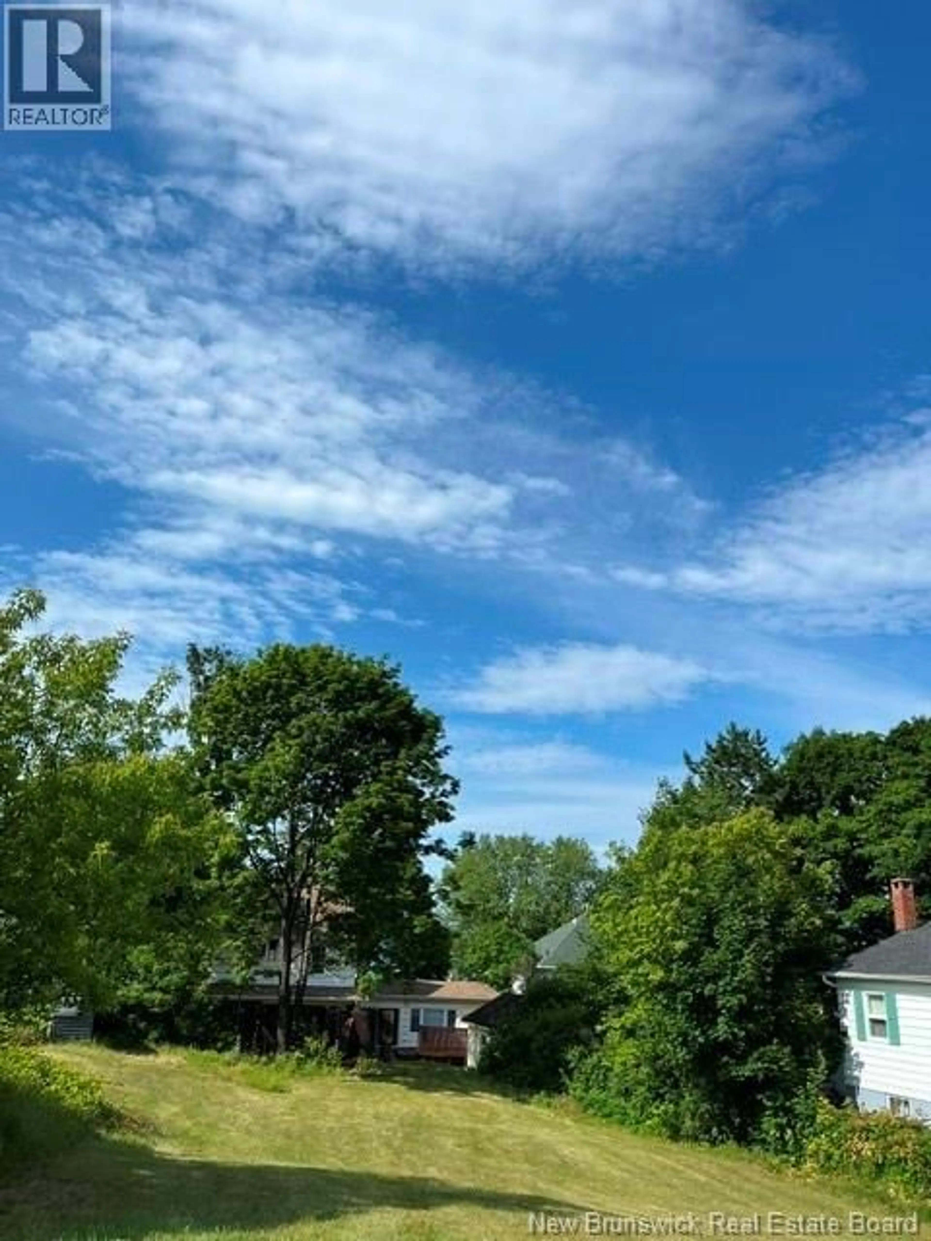 A pic from outside/outdoor area/front of a property/back of a property/a pic from drone, forest/trees view for 526 MONTGOMERY STREET, Dalhousie New Brunswick E8C2A7