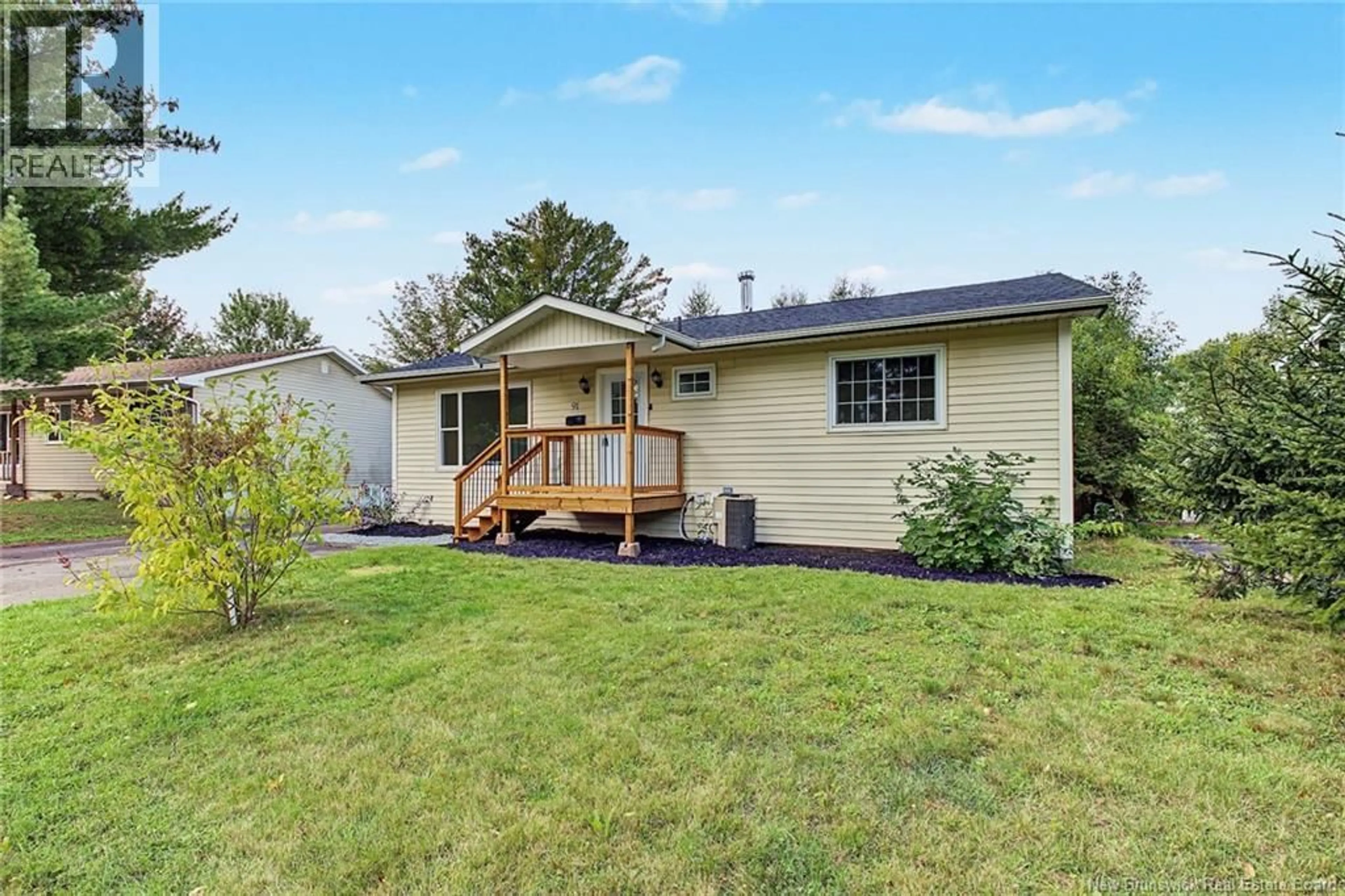 Home with vinyl exterior material, unknown for 91 BATES STREET, Fredericton New Brunswick E3A5B7