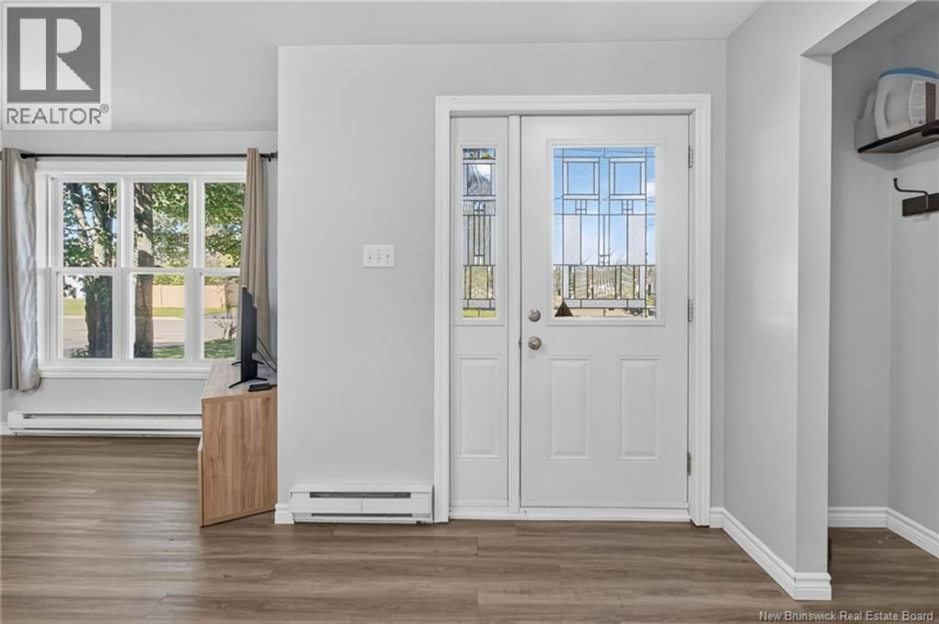 Indoor entryway for 252 RYAN STREET, Moncton New Brunswick E1G2E7