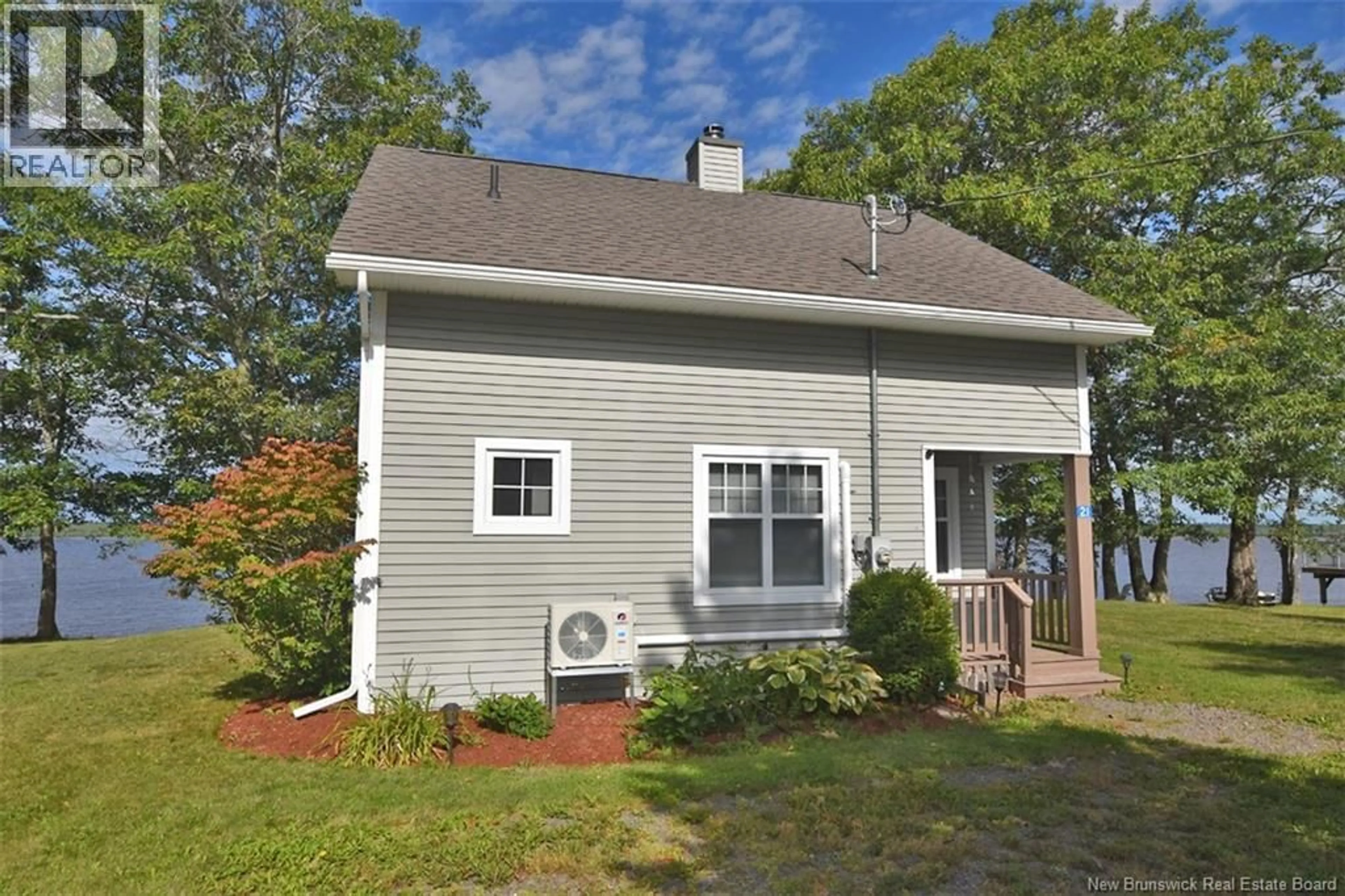 Home with vinyl exterior material, street for 21 FARM HOUSE LANE, Douglas Harbour New Brunswick E4B4B9