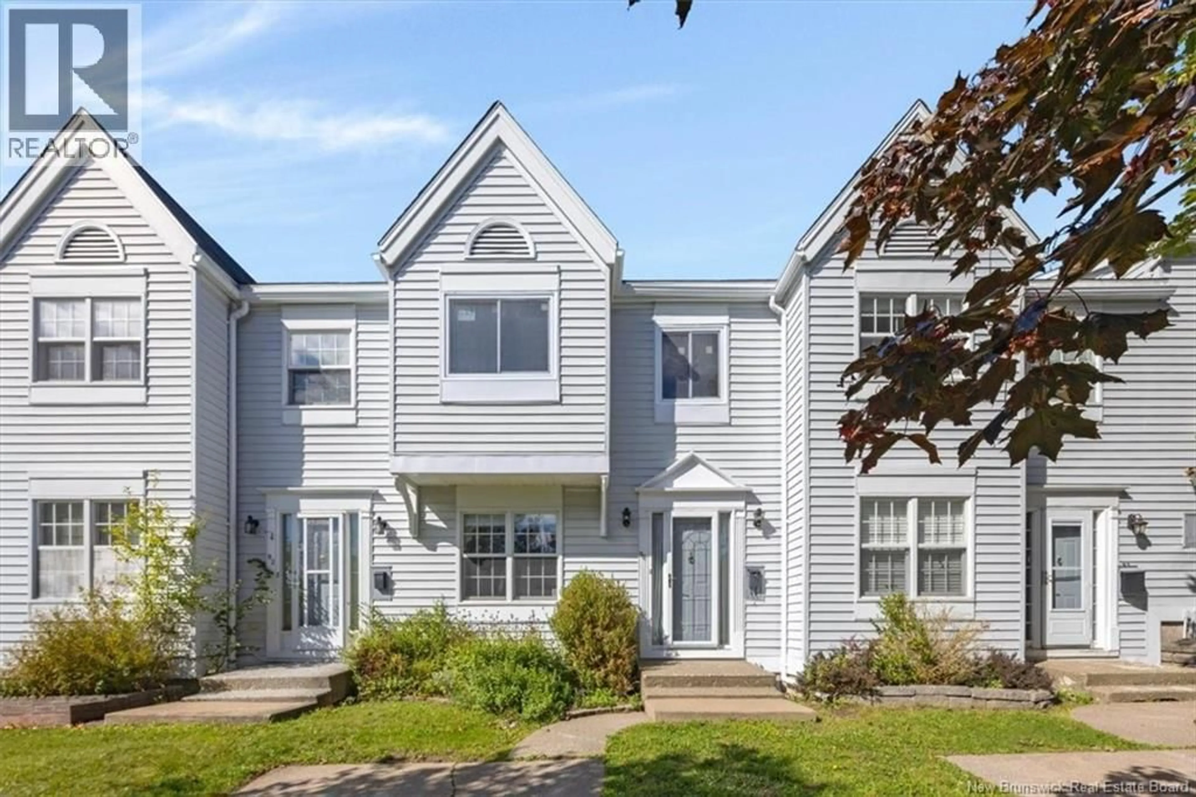 Home with vinyl exterior material, street for 90 BRENTWOOD CRESCENT, Saint John New Brunswick E2K4R4