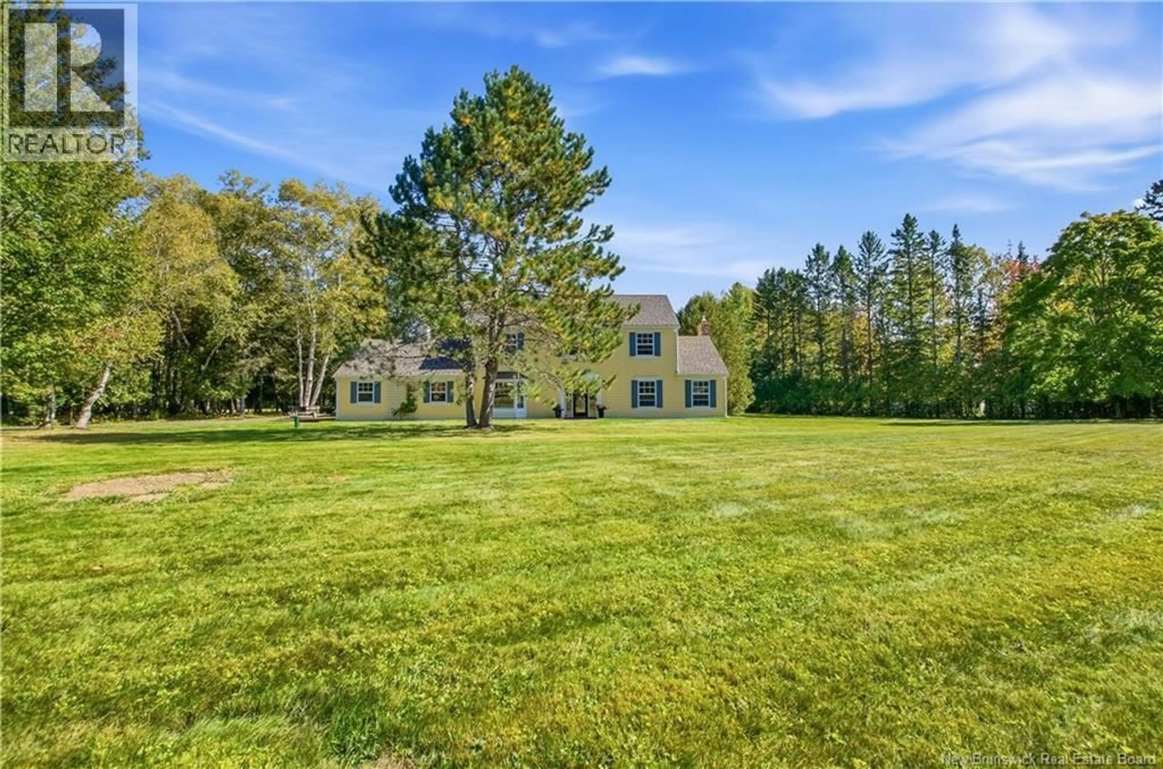 A pic from outside/outdoor area/front of a property/back of a property/a pic from drone, unknown for 11 IDLEWOOD DRIVE, Island View New Brunswick E3E1A2