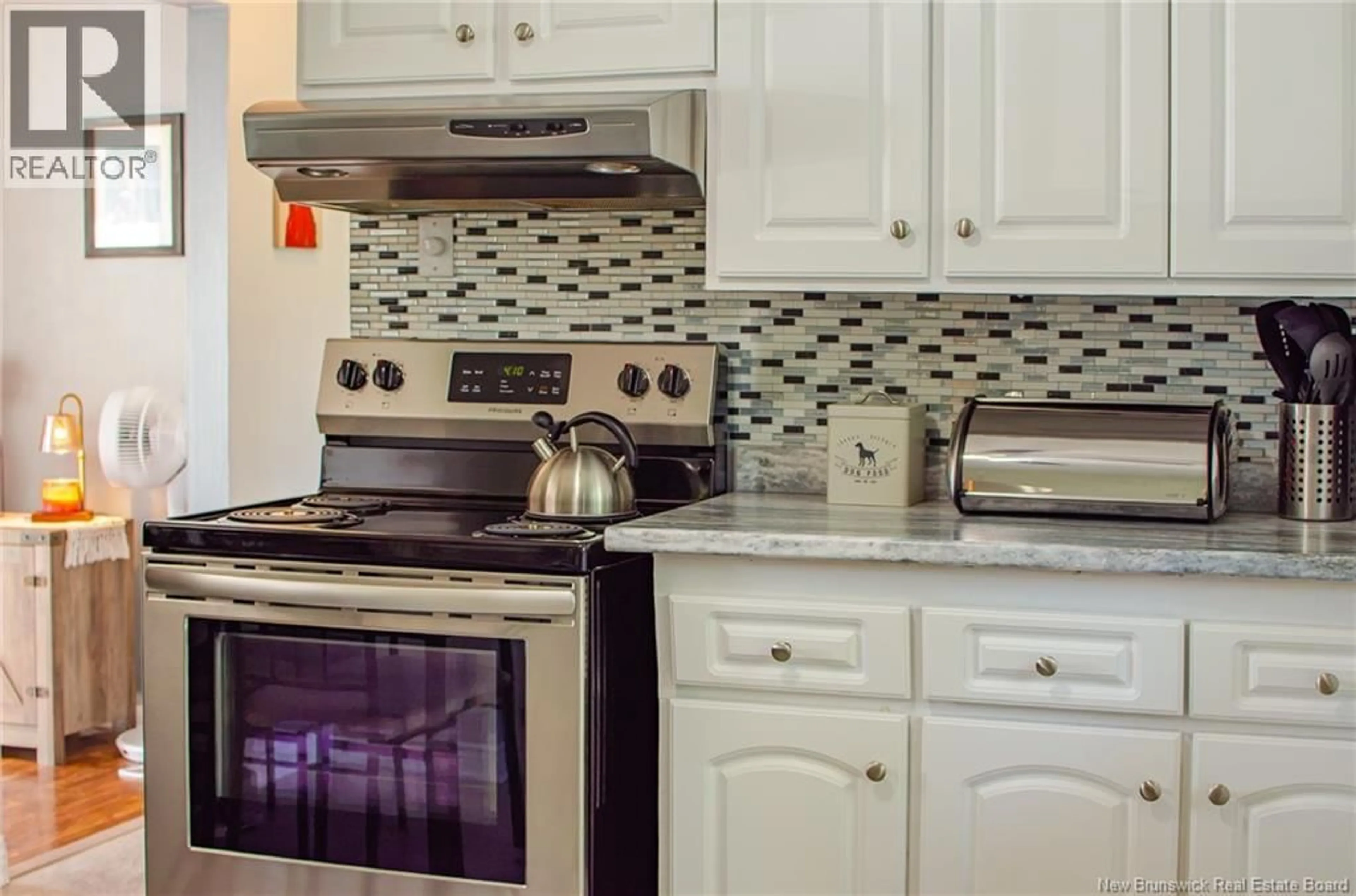 Standard kitchen, ceramic/tile floor for 811 LORNEVILLE ROAD, Lorneville New Brunswick E2M7E5