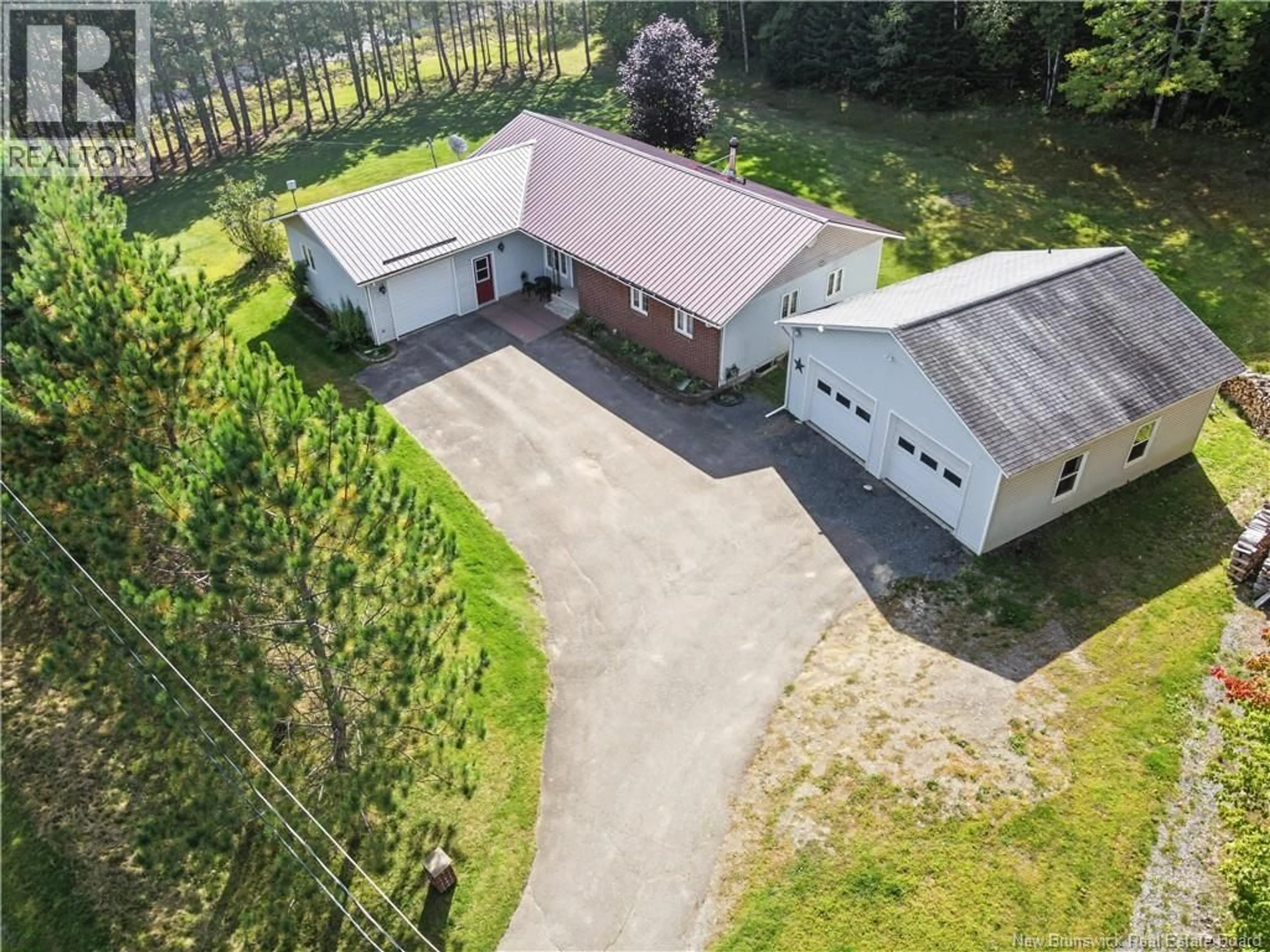 A pic from outside/outdoor area/front of a property/back of a property/a pic from drone, unknown for 3 MAPLE STREET, Lower Woodstock New Brunswick E7M4C3