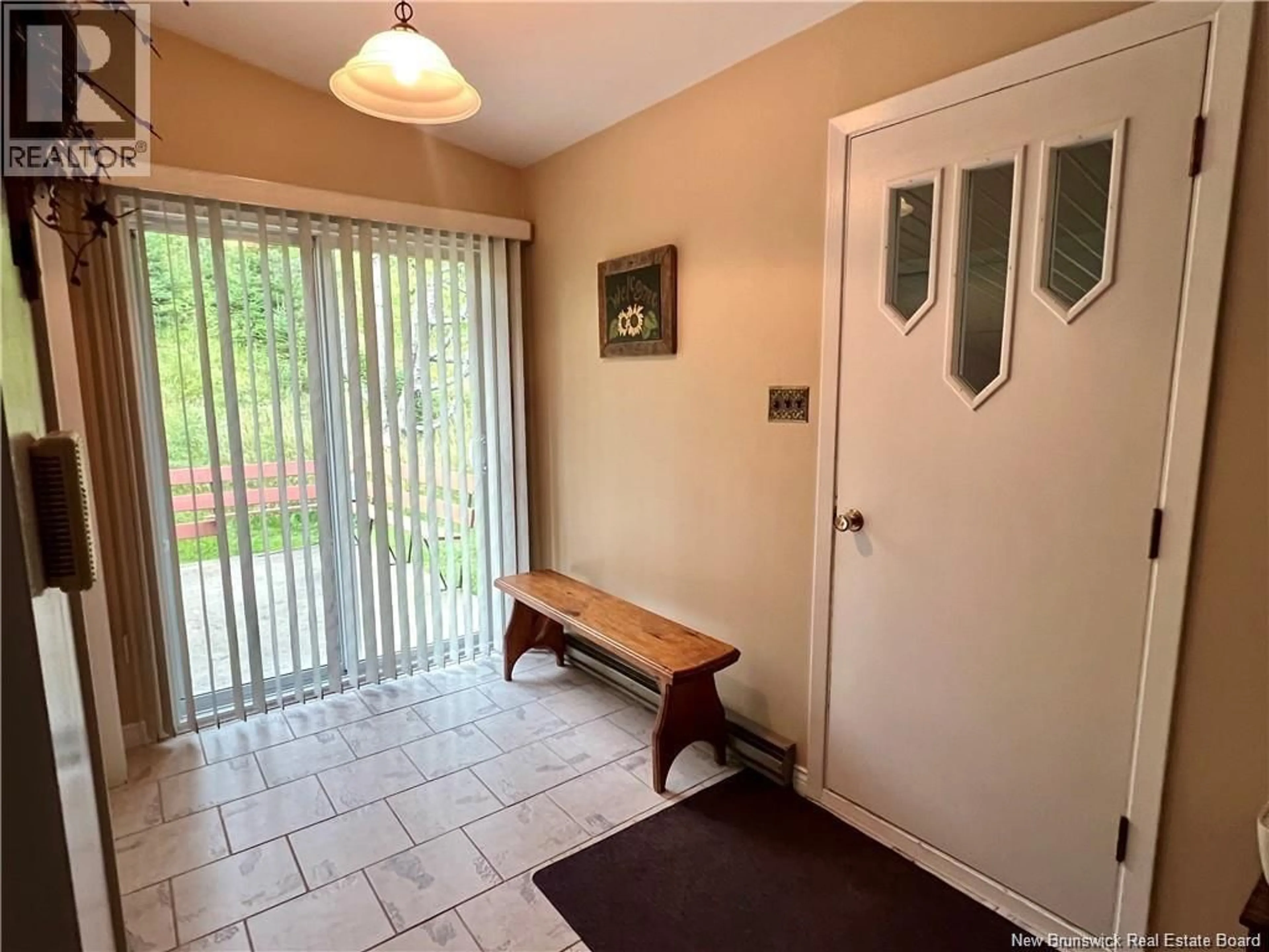 Indoor entryway for 105 CH SAINT ANDRE, Saint-André New Brunswick E3Y3N4